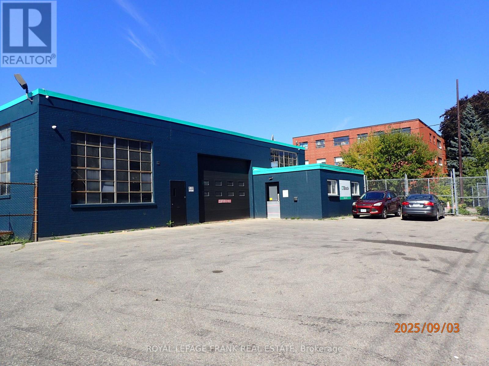 182&188 Park Road S, Oshawa (Vanier), Ontario  L1J 4H2 - Photo 3 - E11923415