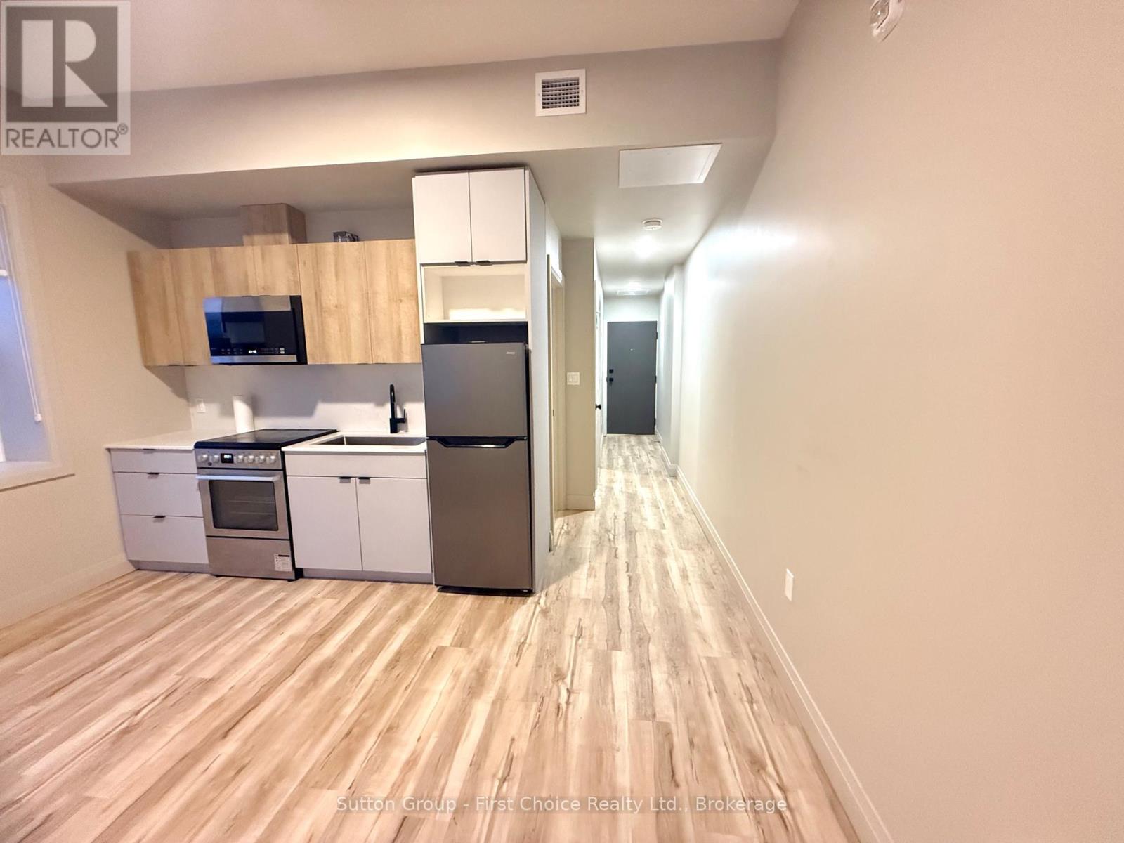62 Wellington Street, Stratford, Ontario  N5A 2L2 - Photo 10 - X11937839