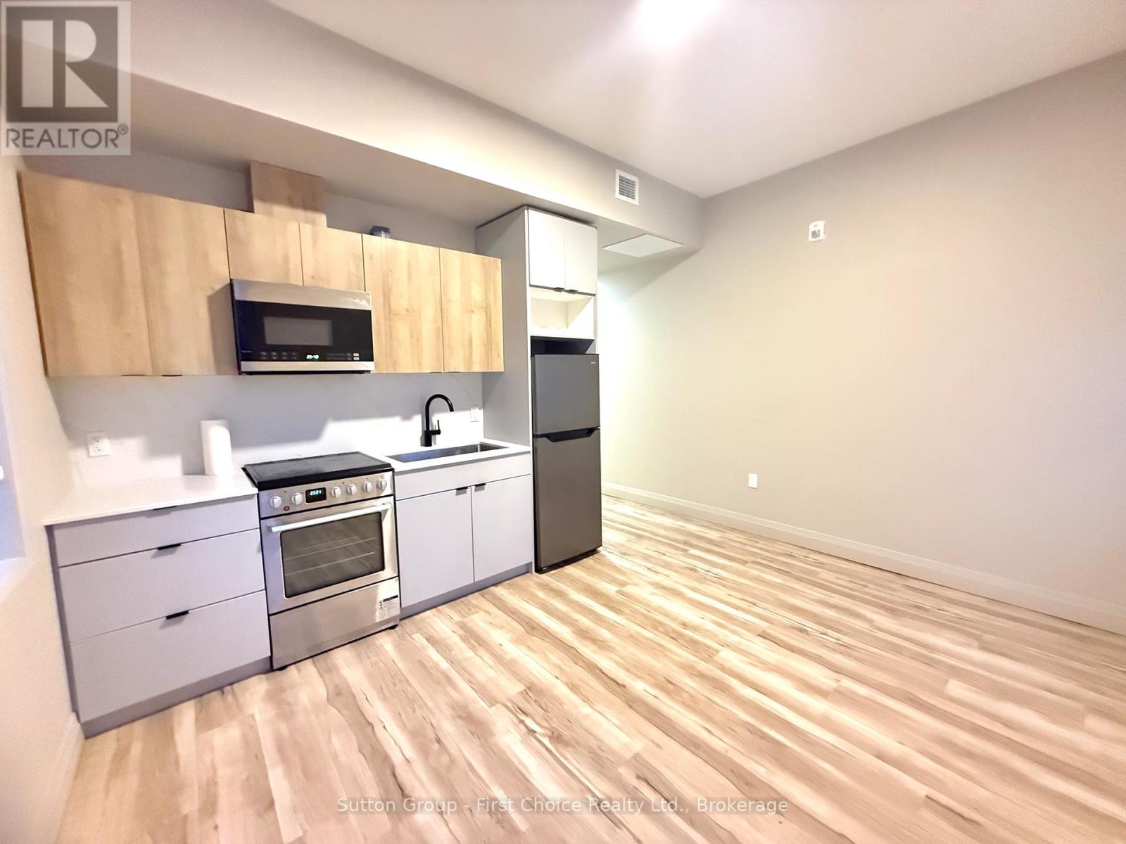 62 Wellington Street, Stratford, Ontario  N5A 2L2 - Photo 11 - X11937839