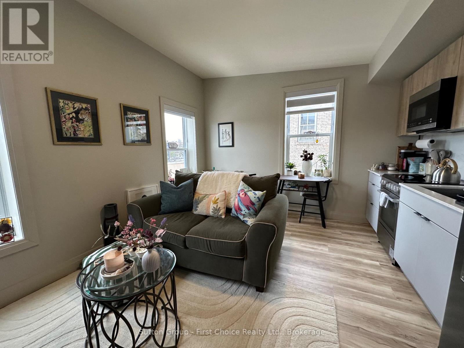 62 Wellington Street, Stratford, Ontario  N5A 2L2 - Photo 6 - X11937839