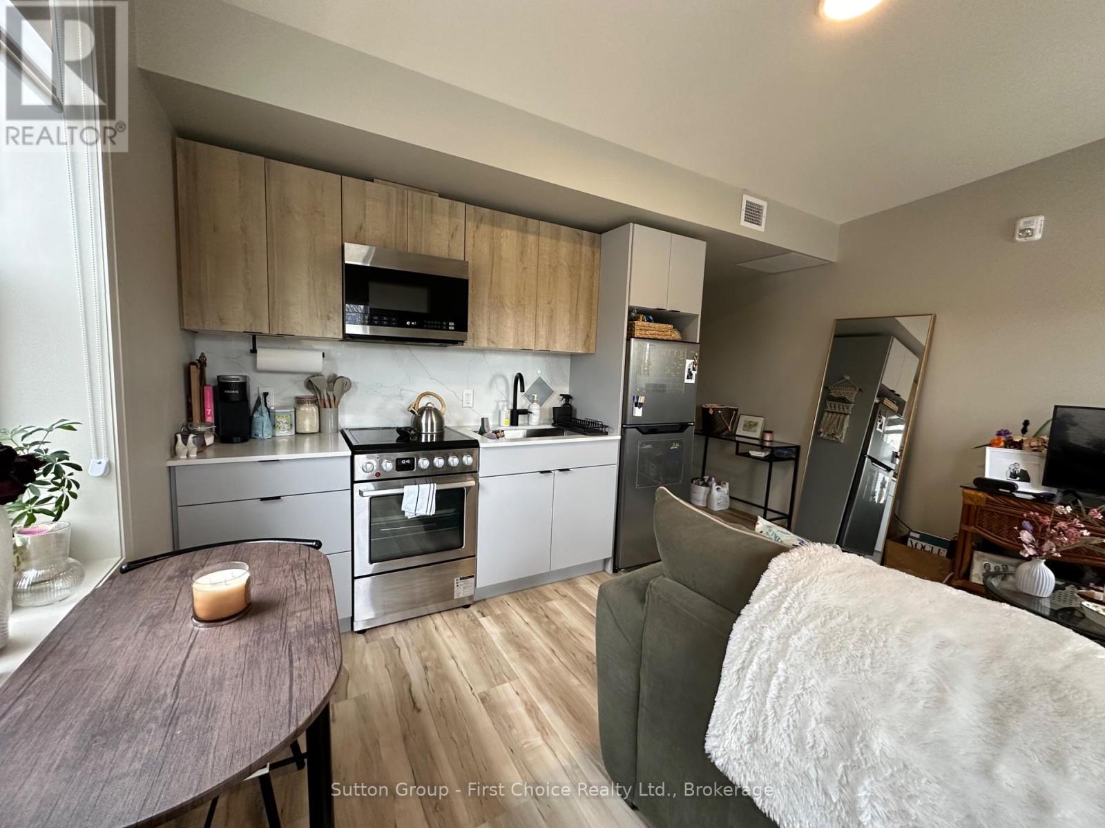 62 Wellington Street, Stratford, Ontario  N5A 2L2 - Photo 7 - X11937839