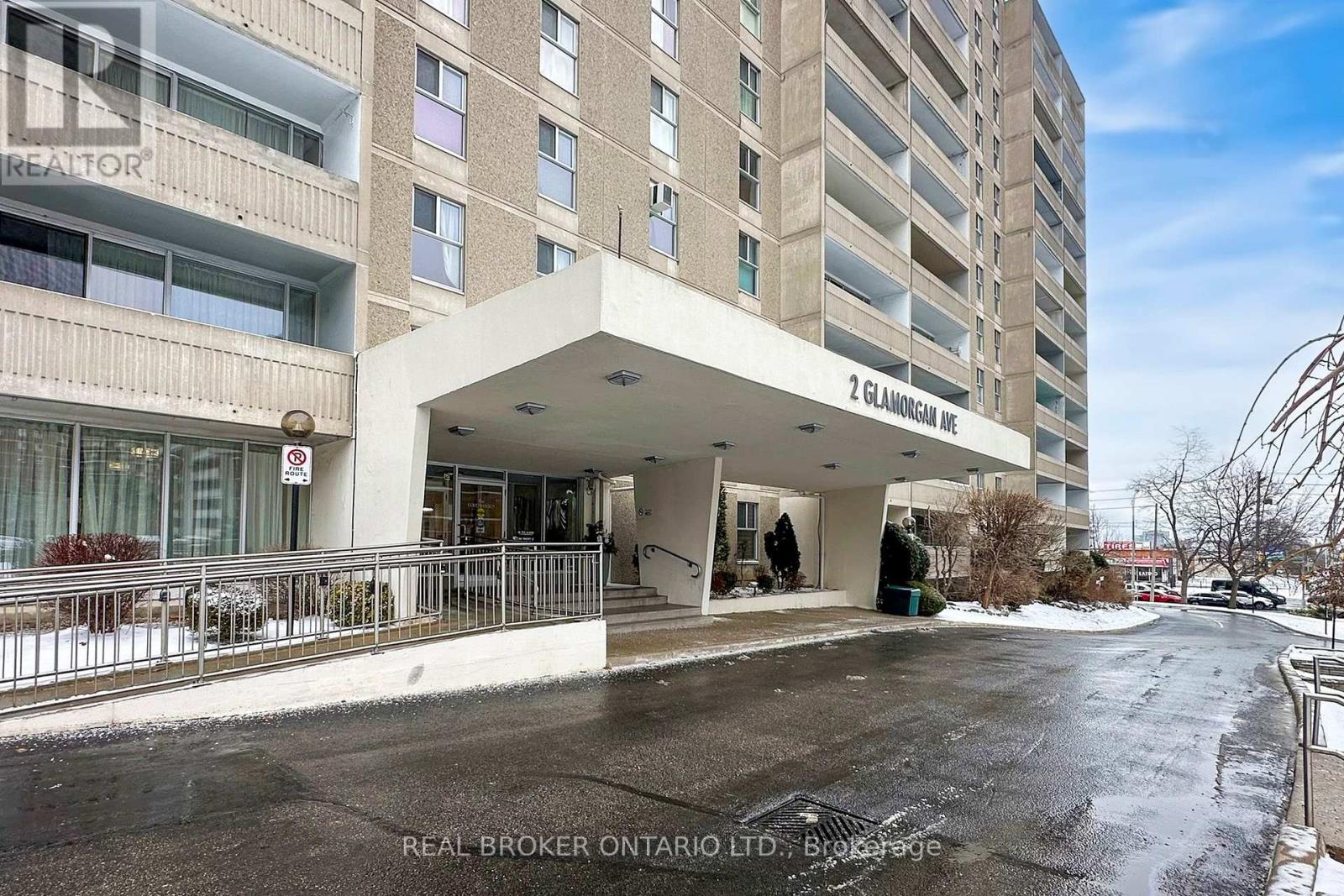 Property at 1012 - 2 GLAMORGAN AVENUE image 4
