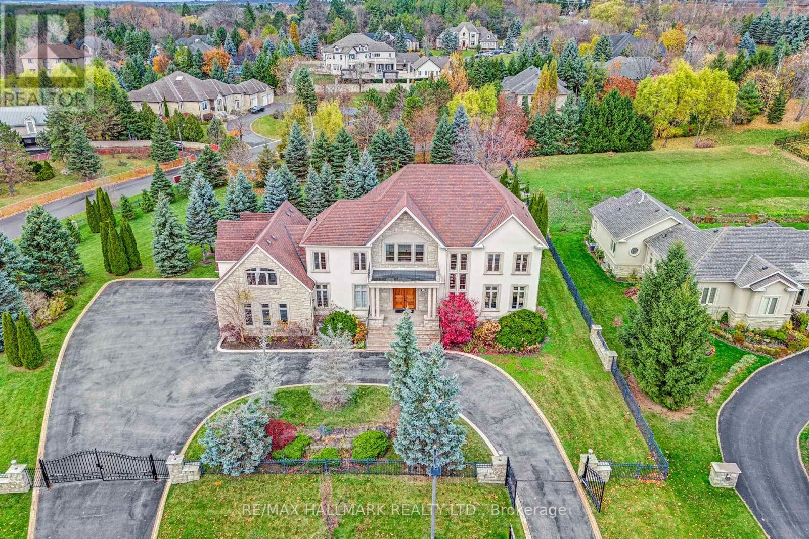 Property at 76 FOREST HEIGHTS BOULEVARD image 1