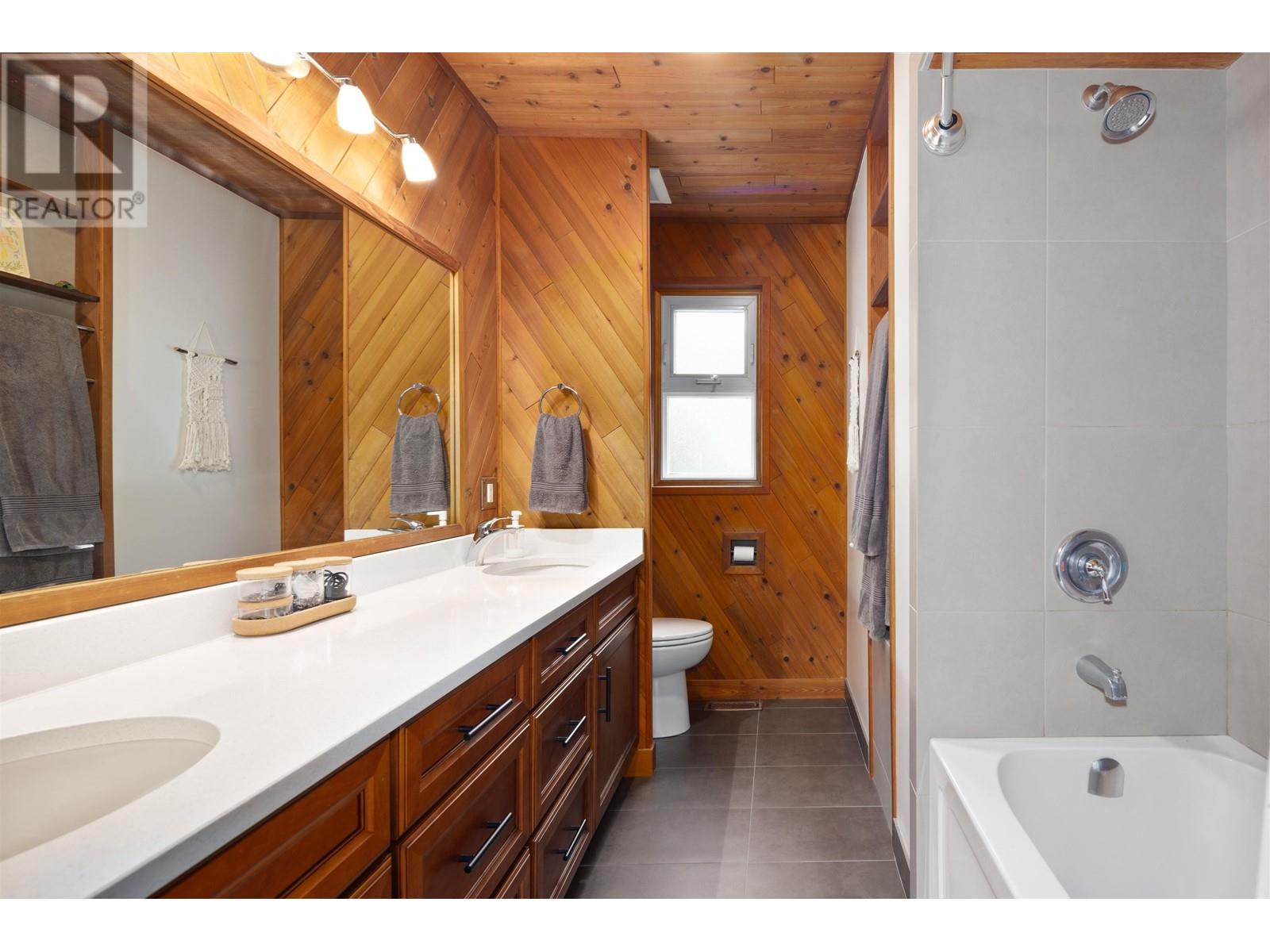 40402 Ayr Drive, Squamish, British Columbia  V8B 0P2 - Photo 15 - R2934507