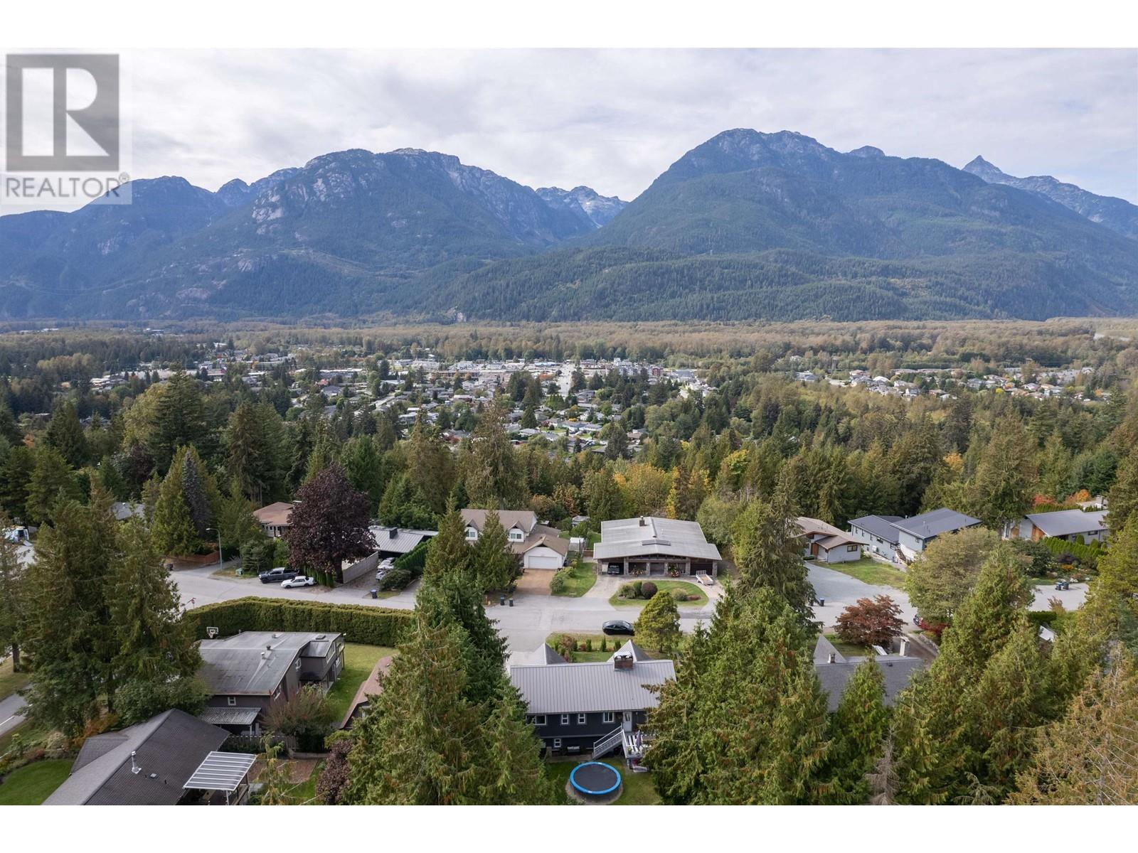 40402 Ayr Drive, Squamish, British Columbia  V8B 0P2 - Photo 24 - R2934507