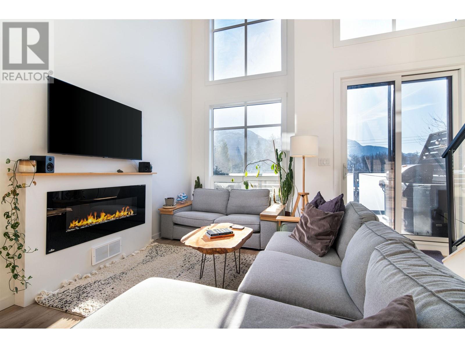 203 39771 Government Road, Squamish, British Columbia  V8B 0Z1 - Photo 9 - R2958490