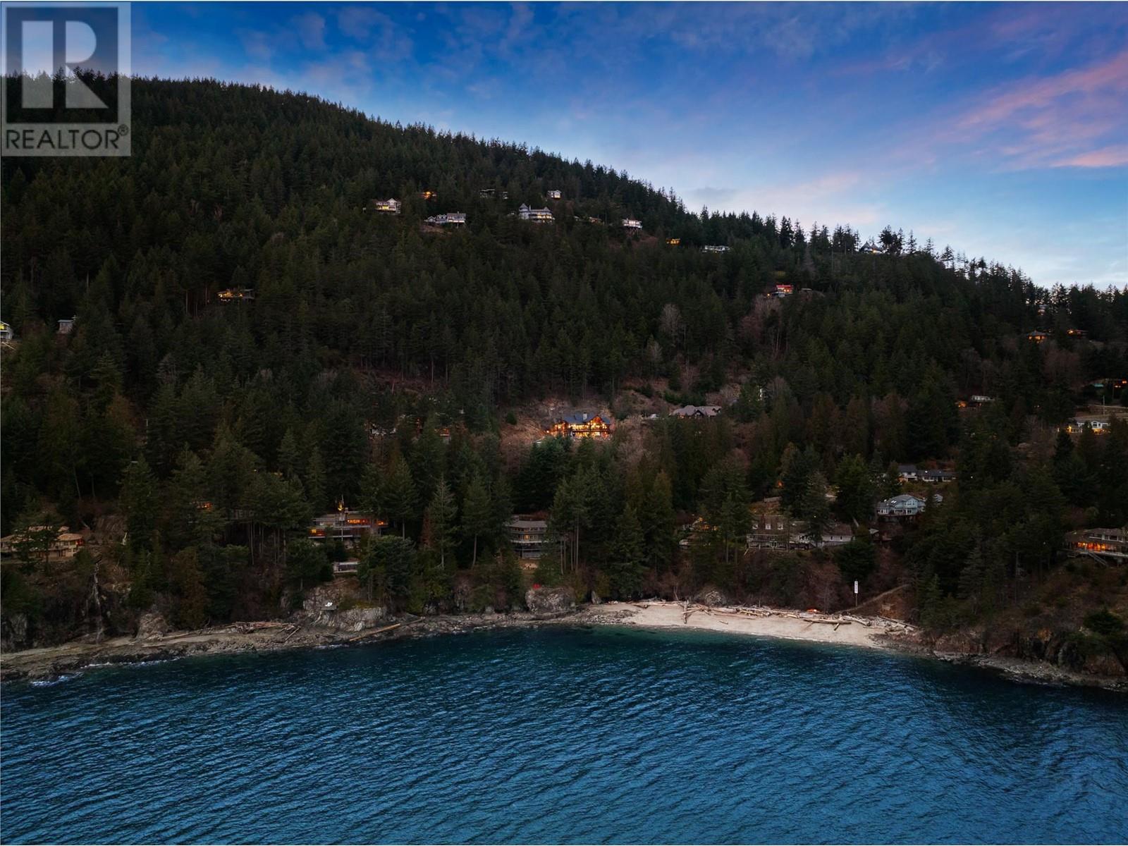 800 Taylor Road, Bowen Island, British Columbia  V0N 1G1 - Photo 4 - R2951023