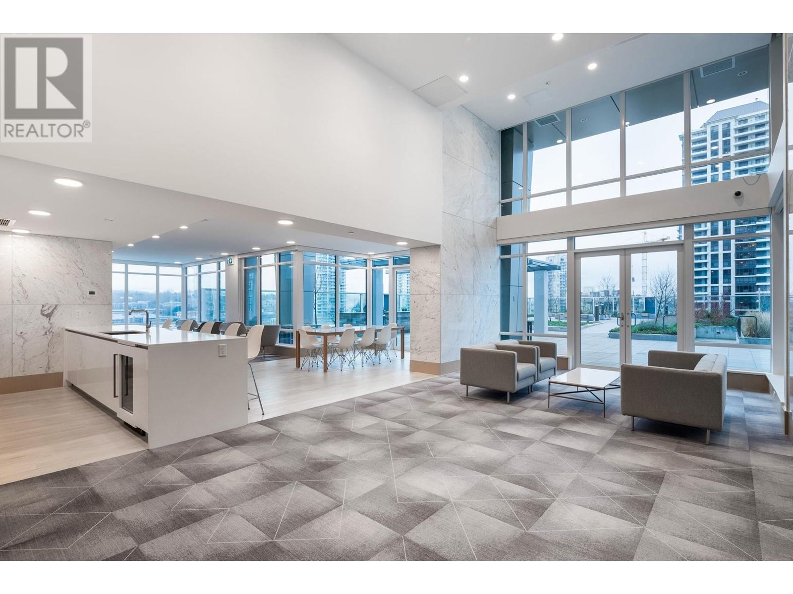 Listing Picture 17 of 37 : 1803 2085 SKYLINE COURT, Burnaby / 本拿比 - 魯藝地產 Yvonne Lu Group - MLS Medallion Club Member