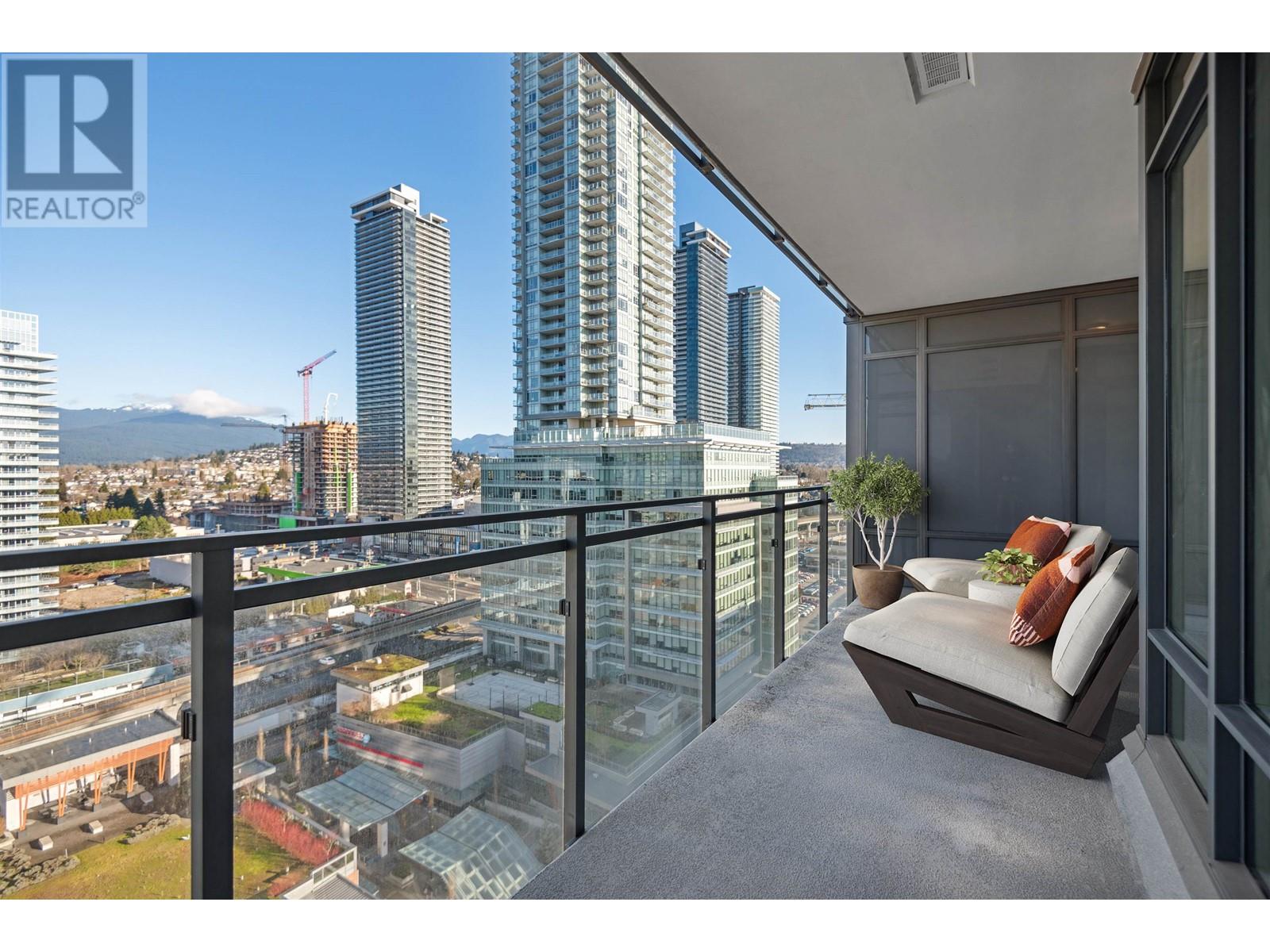 Listing Picture 10 of 37 : 1803 2085 SKYLINE COURT, Burnaby / 本拿比 - 魯藝地產 Yvonne Lu Group - MLS Medallion Club Member