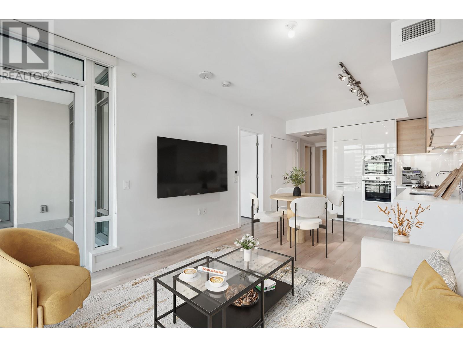 Listing Picture 3 of 37 : 1803 2085 SKYLINE COURT, Burnaby / 本拿比 - 魯藝地產 Yvonne Lu Group - MLS Medallion Club Member