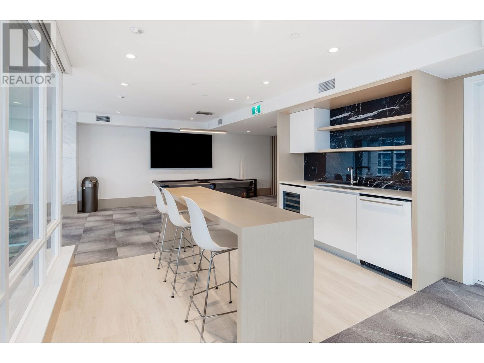 Listing Picture 15 of 37 : 1803 2085 SKYLINE COURT, Burnaby / 本拿比 - 魯藝地產 Yvonne Lu Group - MLS Medallion Club Member