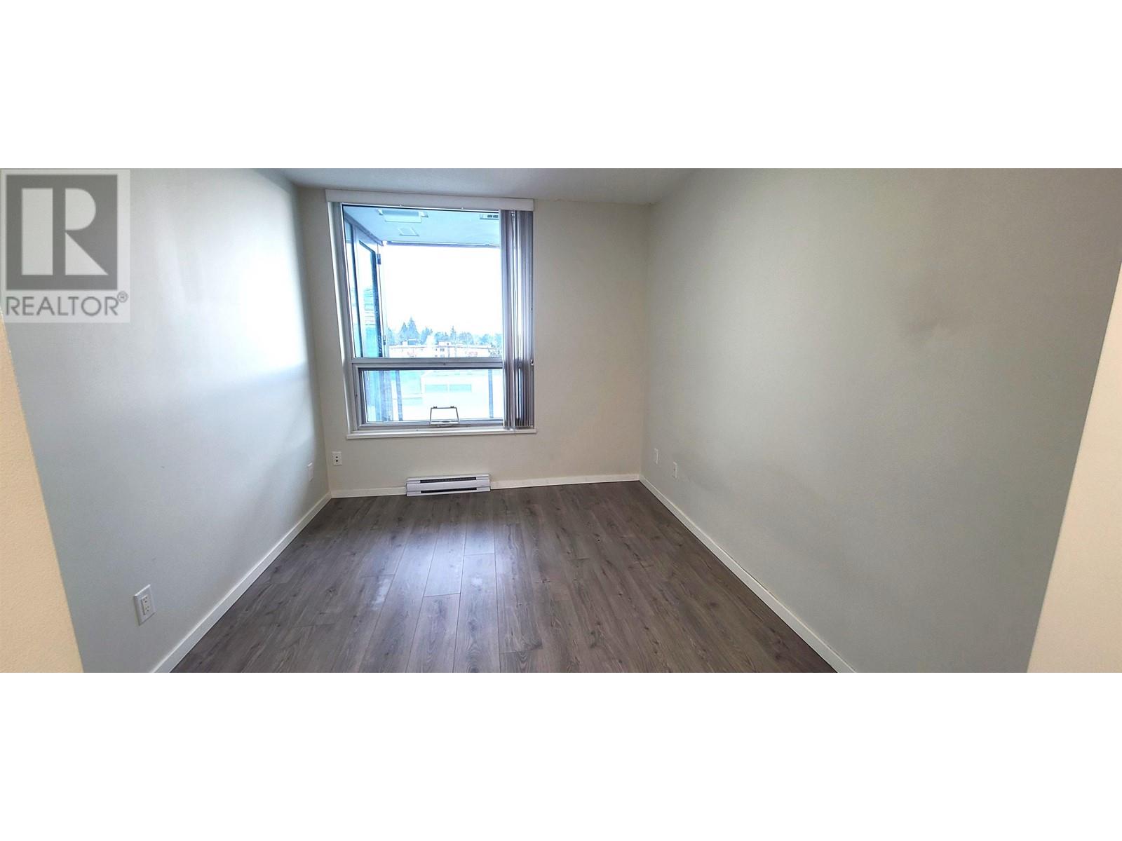 Listing Picture 10 of 35 : 701 6658 DOW AVENUE, Burnaby / 本拿比 - 魯藝地產 Yvonne Lu Group - MLS Medallion Club Member
