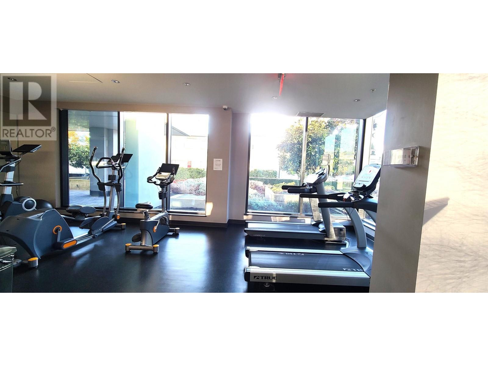 Listing Picture 34 of 35 : 701 6658 DOW AVENUE, Burnaby / 本拿比 - 魯藝地產 Yvonne Lu Group - MLS Medallion Club Member