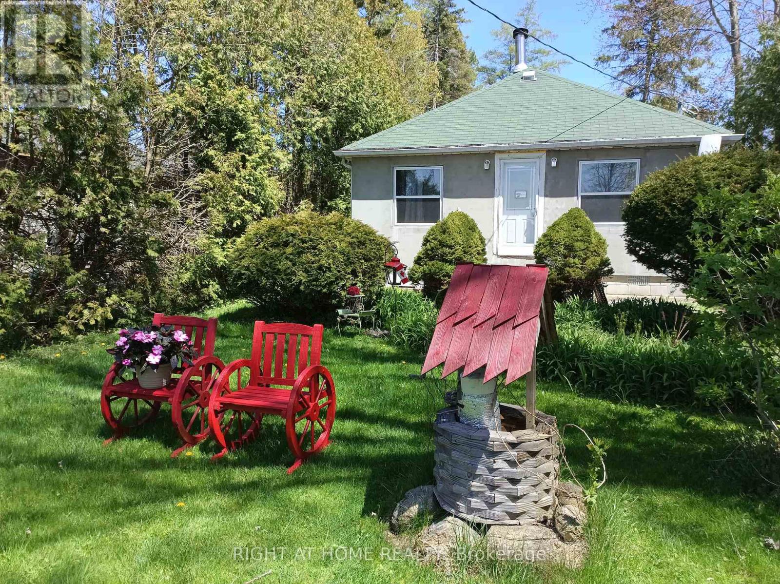 Property at 2323 LAKESHORE DRIVE image 1