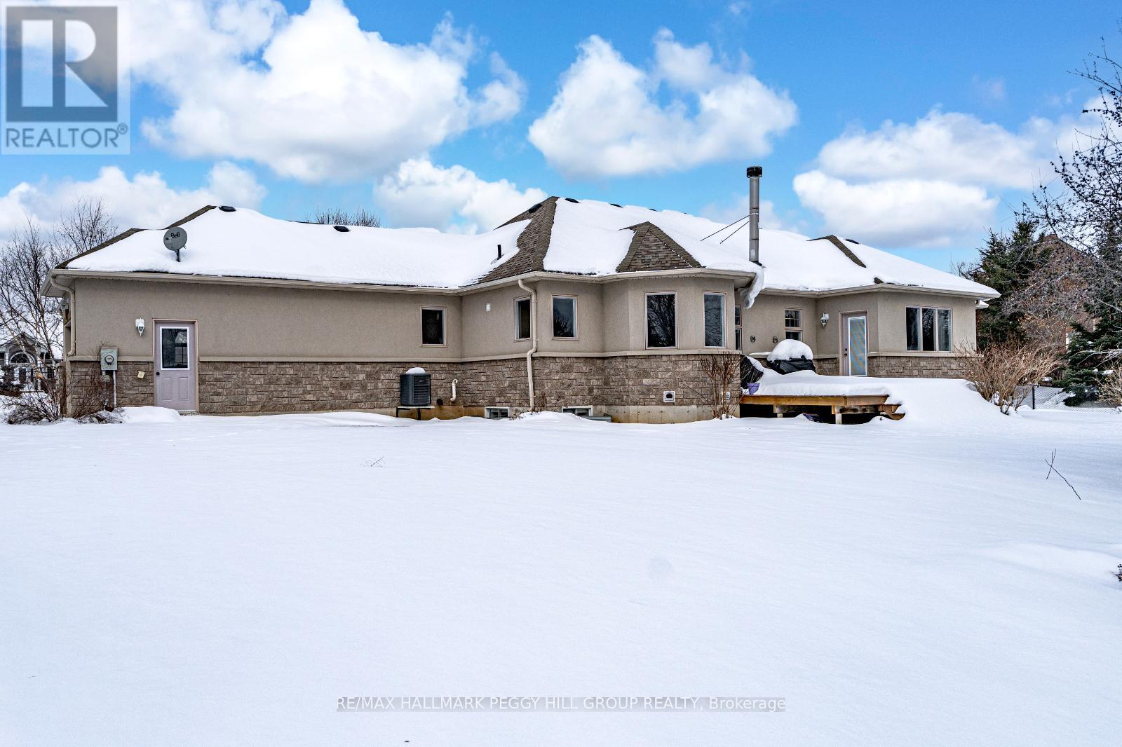 32 Basswood Circle, Oro-Medonte, Ontario  L0L 2L0 - Photo 19 - S11938050