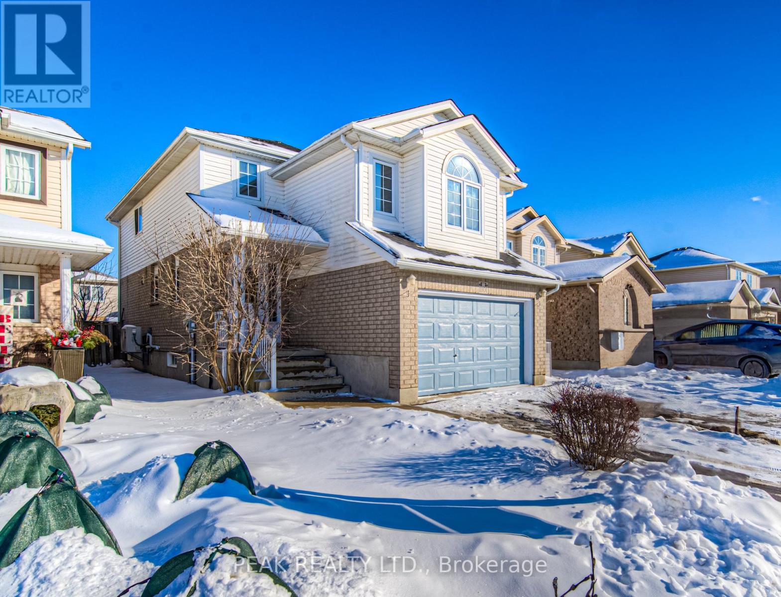 1101 Copper Leaf Crescent, Kitchener, Ontario  N2E 3W4 - Photo 2 - X11938027