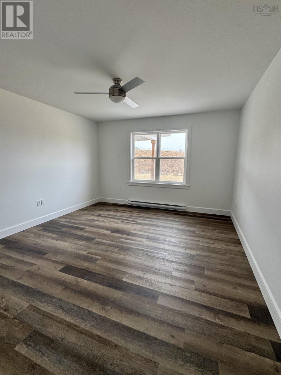 10 Elizabeth Avenue, Garlands Crossing, Nova Scotia  B0N 2T0 - Photo 16 - 202501501