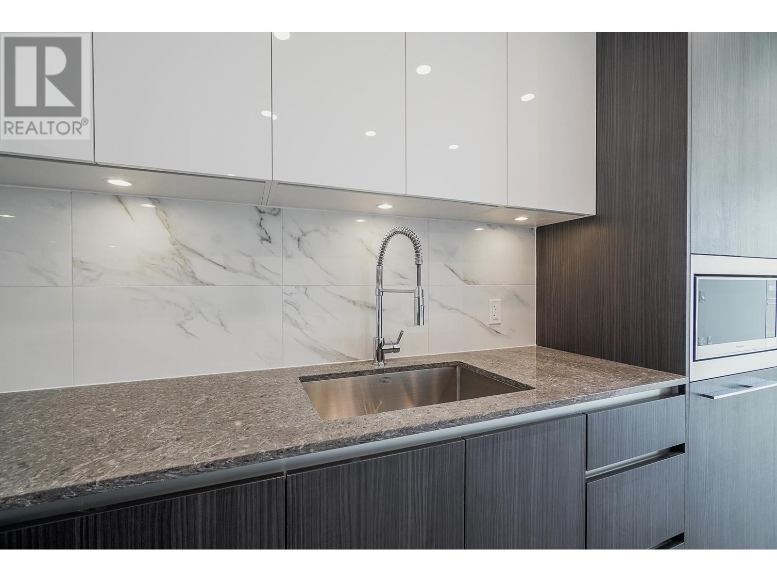 Listing Picture 10 of 25 : 1602 5333 GORING STREET, Burnaby / 本拿比 - 魯藝地產 Yvonne Lu Group - MLS Medallion Club Member