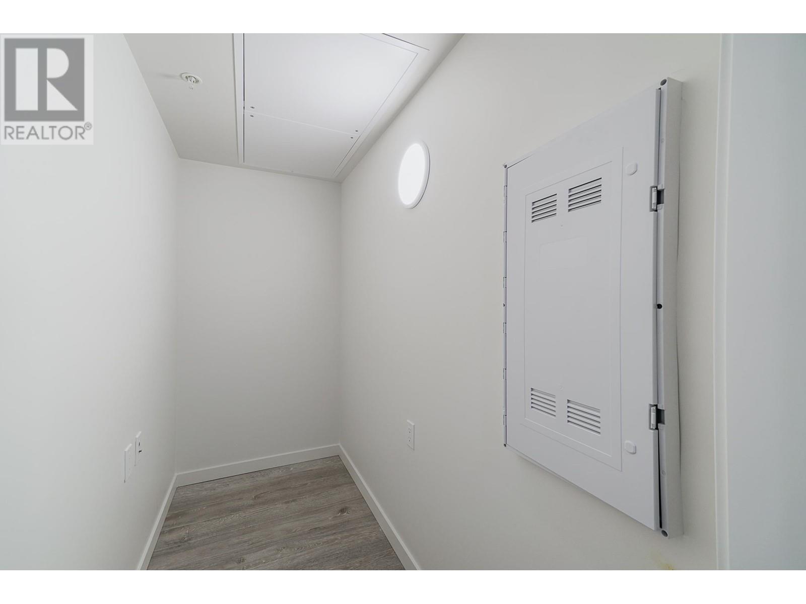 Listing Picture 19 of 25 : 1602 5333 GORING STREET, Burnaby / 本拿比 - 魯藝地產 Yvonne Lu Group - MLS Medallion Club Member