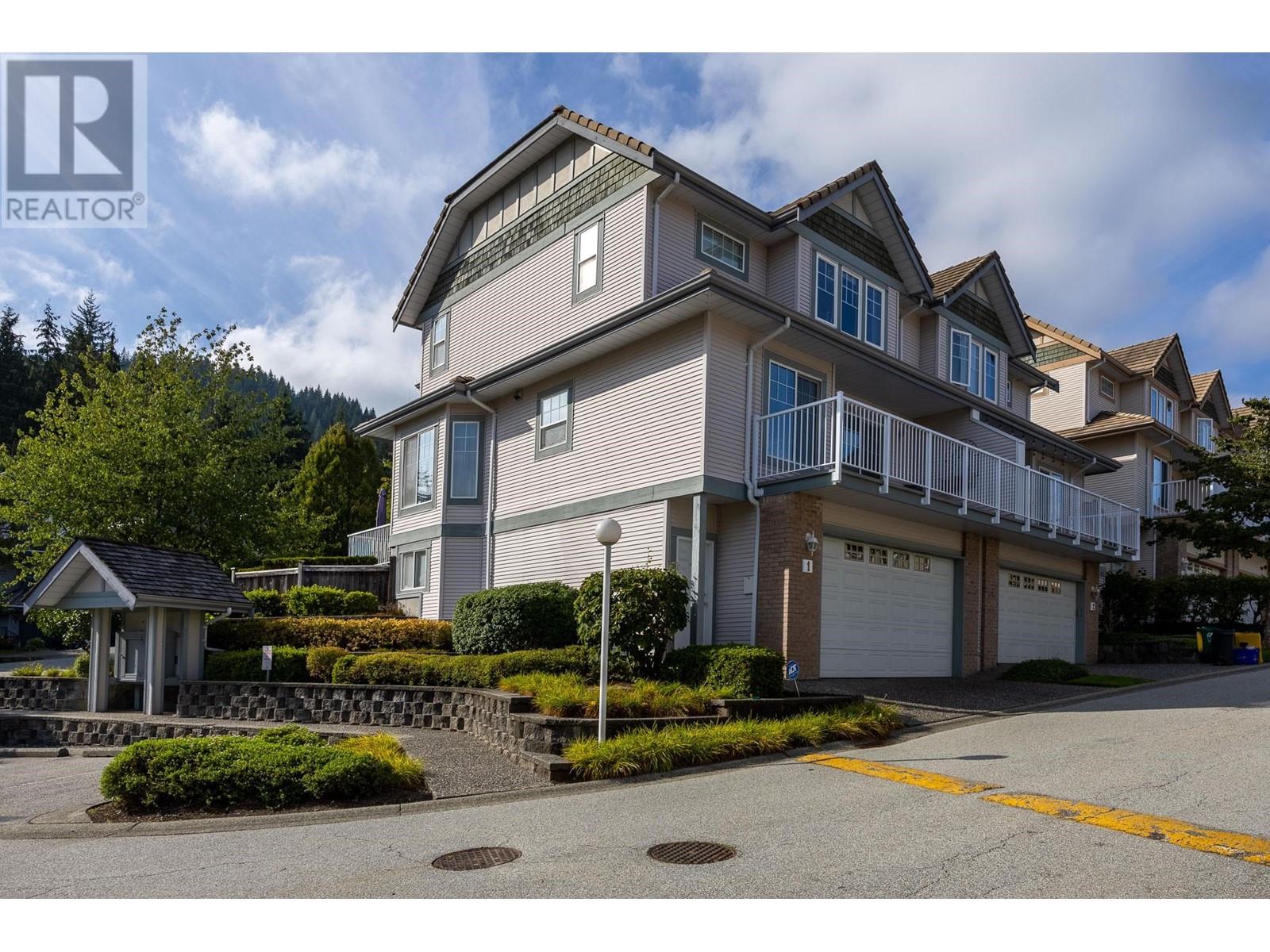 1 1751 Paddock Drive, Coquitlam, British Columbia  V3E 3M2 - Photo 2 - R2959546