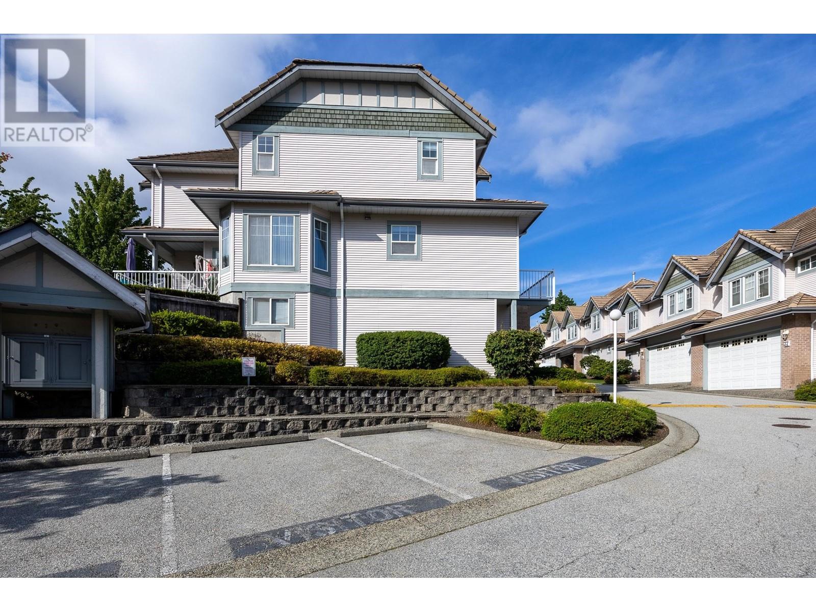 1 1751 Paddock Drive, Coquitlam, British Columbia  V3E 3M2 - Photo 3 - R2959546