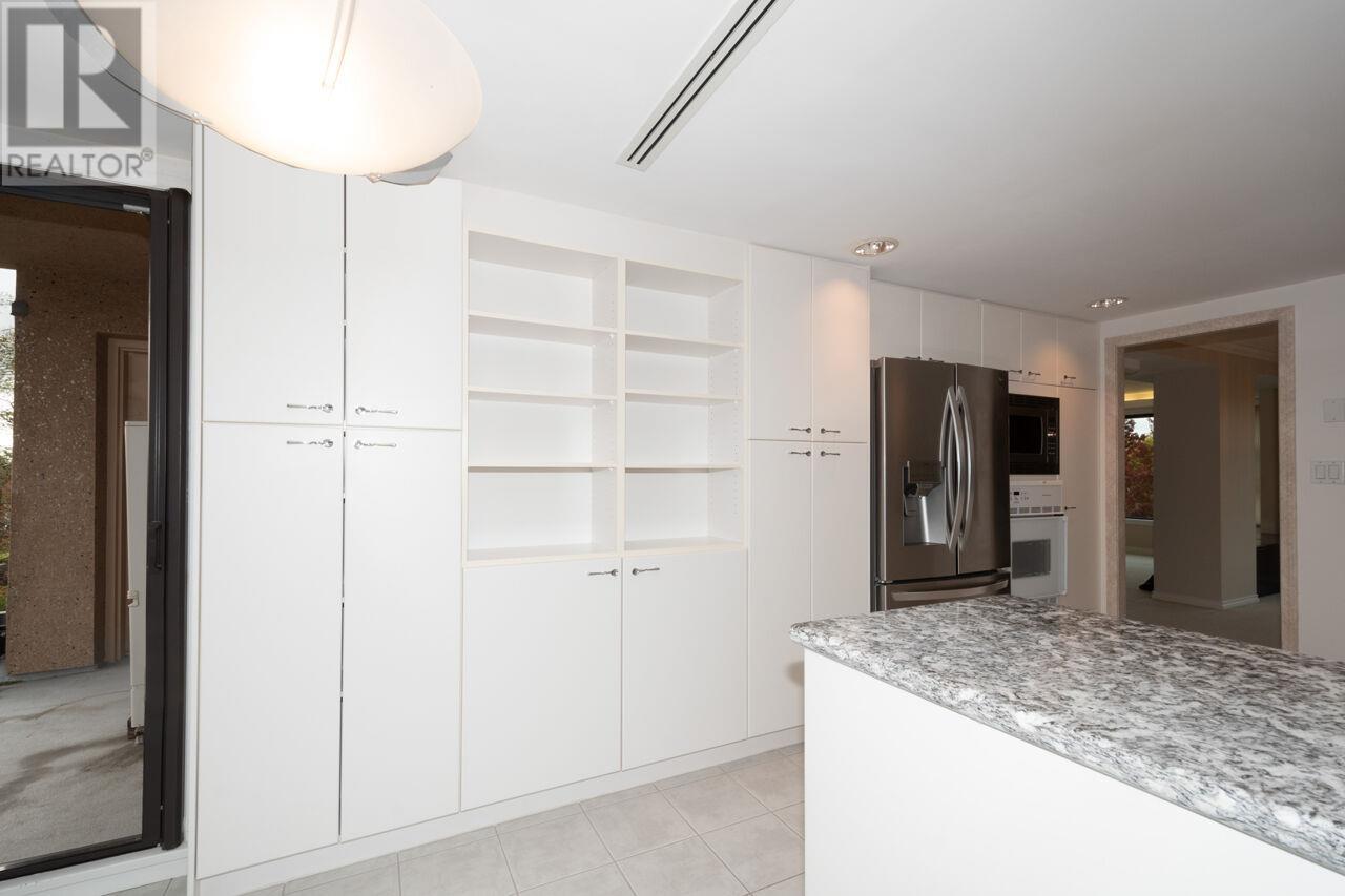 Listing Picture 10 of 20 : 7 5389 VINE STREET, Vancouver / 溫哥華 - 魯藝地產 Yvonne Lu Group - MLS Medallion Club Member