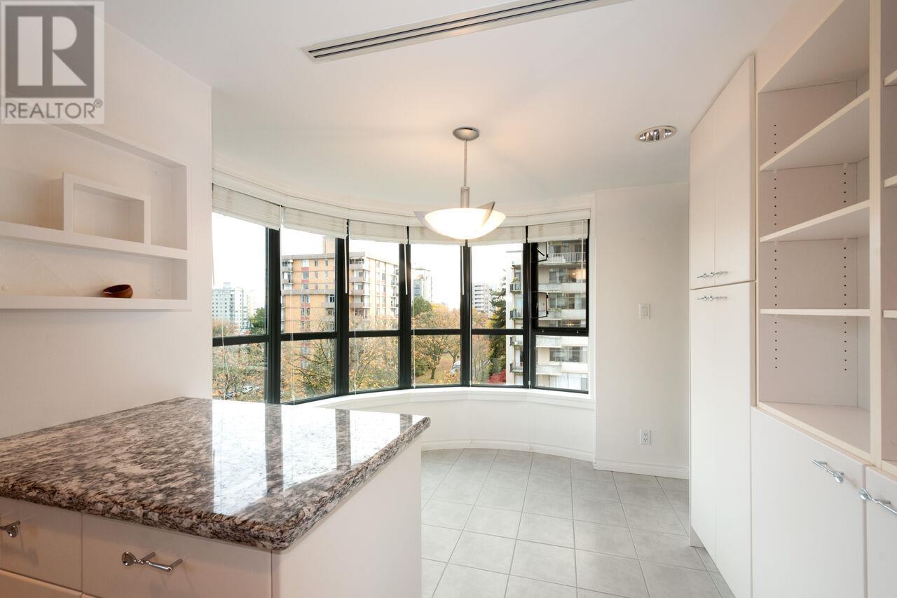 Listing Picture 9 of 20 : 7 5389 VINE STREET, Vancouver / 溫哥華 - 魯藝地產 Yvonne Lu Group - MLS Medallion Club Member