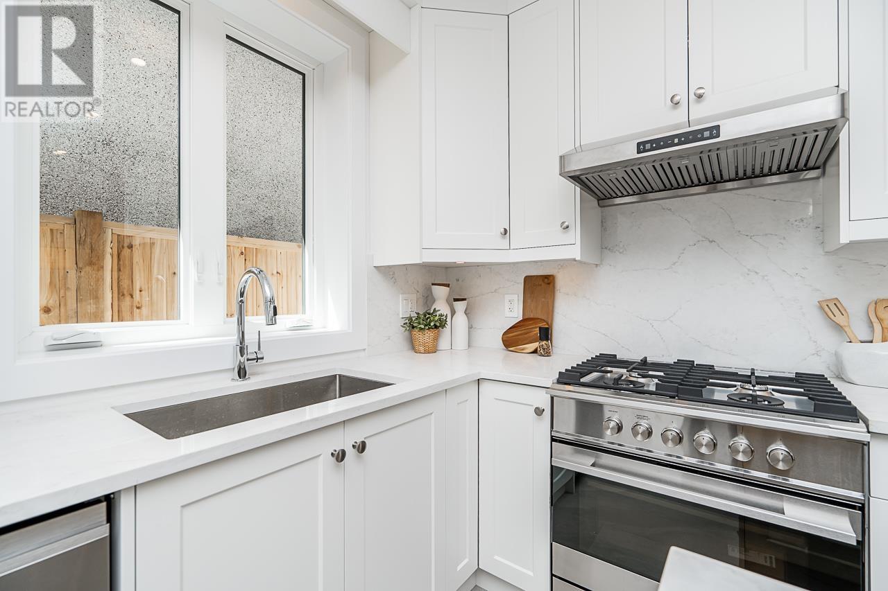 Listing Picture 12 of 34 : 1 6273 WINDSOR STREET, Vancouver / 溫哥華 - 魯藝地產 Yvonne Lu Group - MLS Medallion Club Member