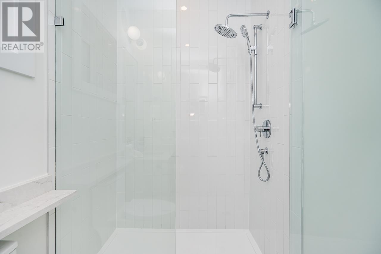 Listing Picture 15 of 34 : 1 6273 WINDSOR STREET, Vancouver / 溫哥華 - 魯藝地產 Yvonne Lu Group - MLS Medallion Club Member