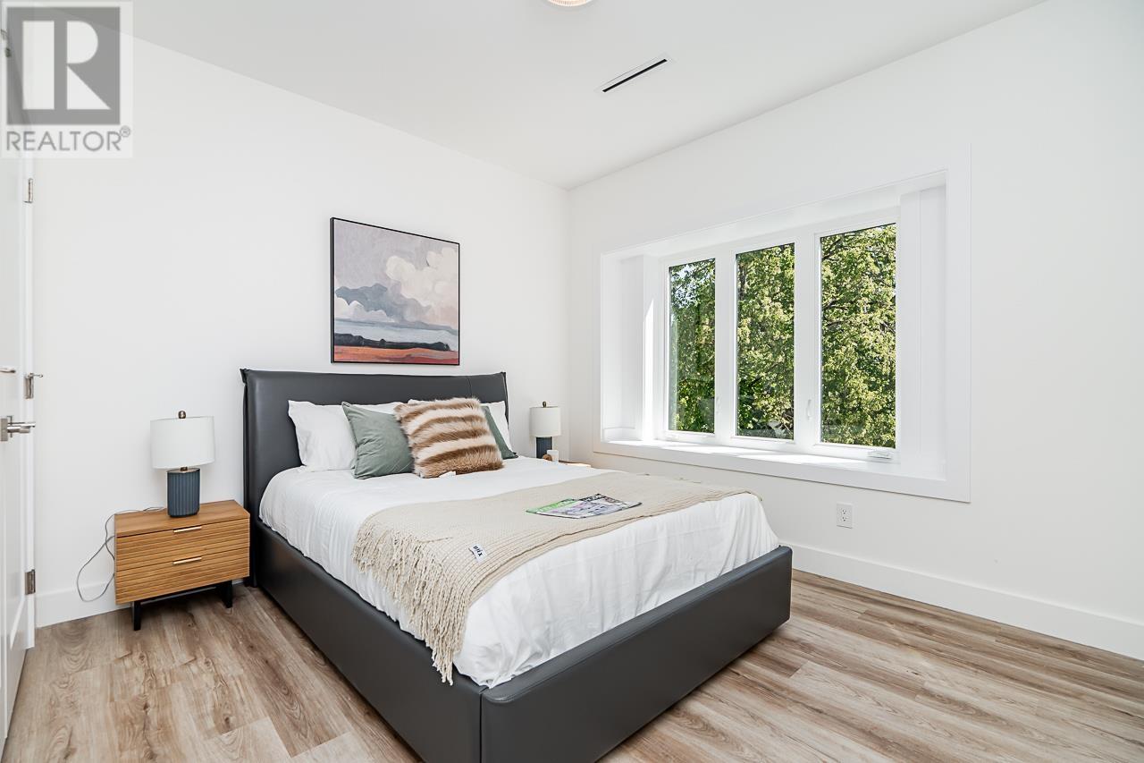 Listing Picture 17 of 34 : 1 6273 WINDSOR STREET, Vancouver / 溫哥華 - 魯藝地產 Yvonne Lu Group - MLS Medallion Club Member