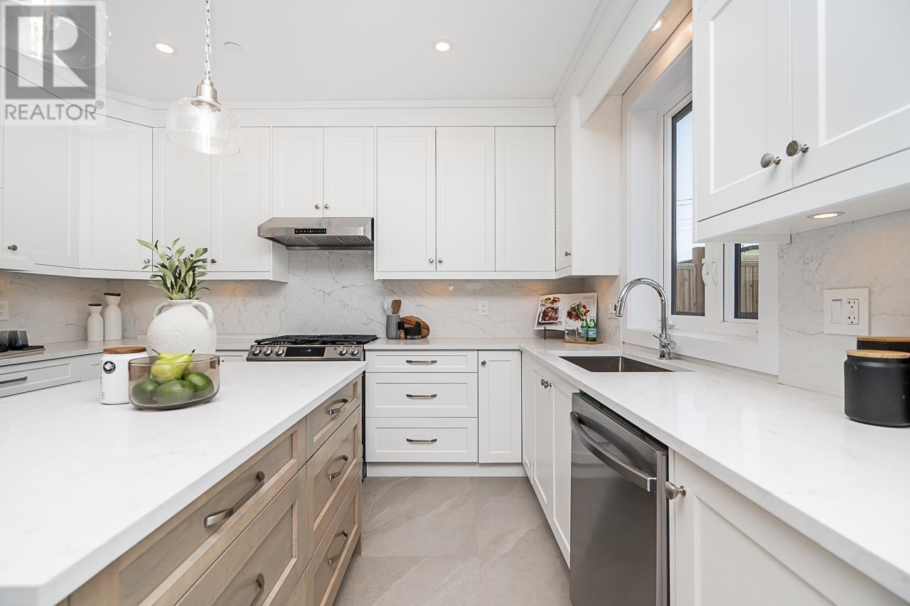 Listing Picture 10 of 34 : 2 6273 WINDSOR STREET, Vancouver / 溫哥華 - 魯藝地產 Yvonne Lu Group - MLS Medallion Club Member