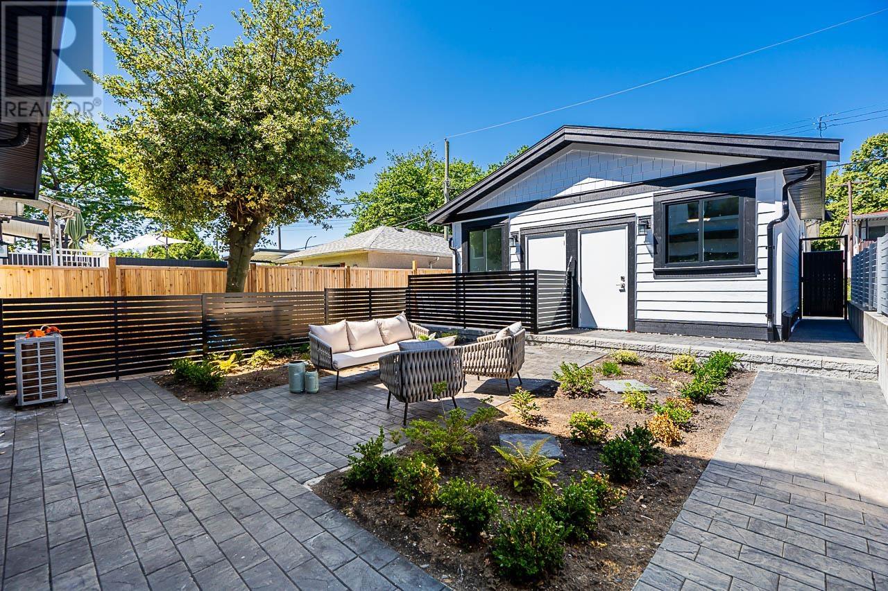 Listing Picture 32 of 34 : 2 6273 WINDSOR STREET, Vancouver / 溫哥華 - 魯藝地產 Yvonne Lu Group - MLS Medallion Club Member