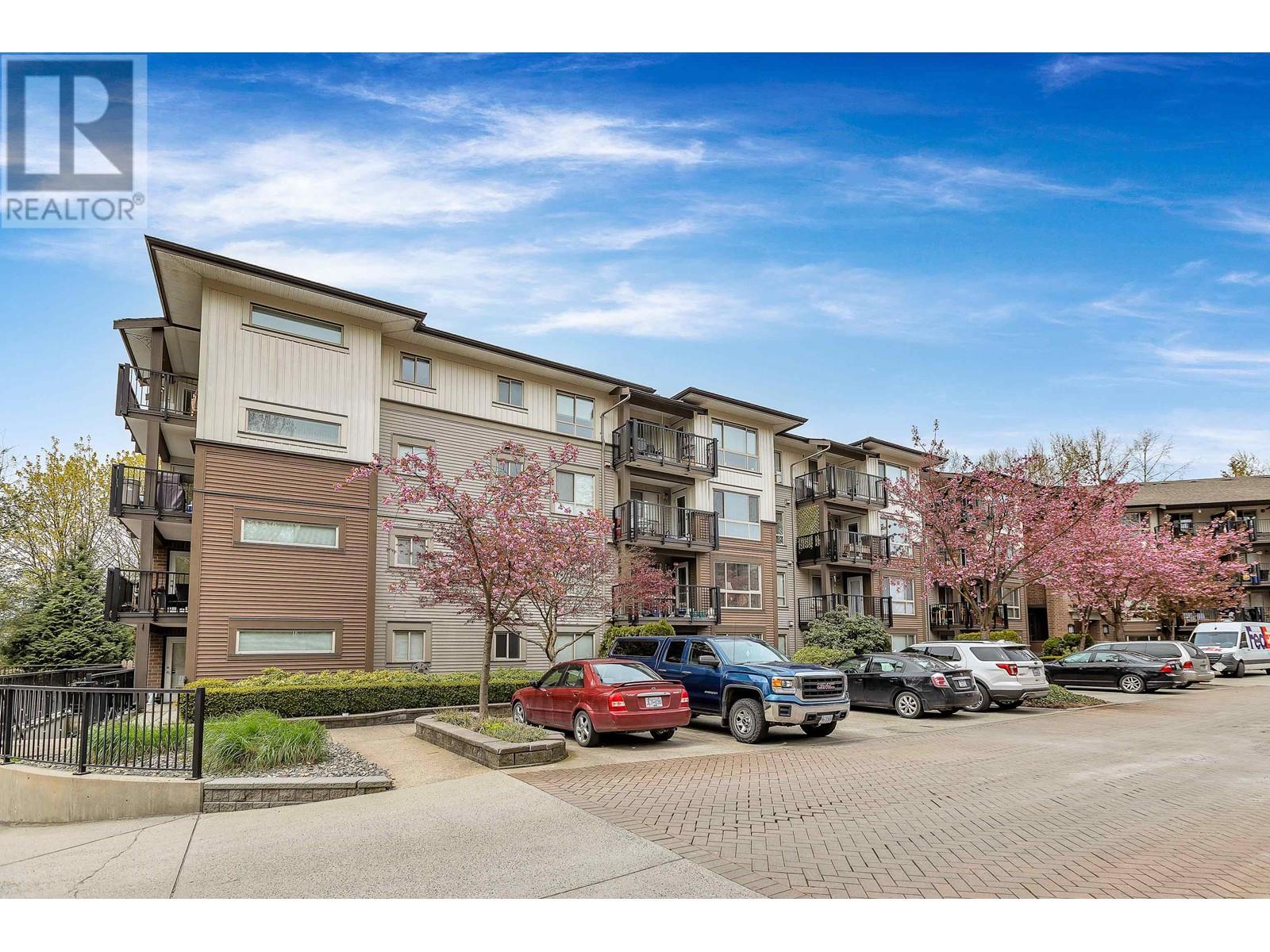 203 11665 Haney Bypass, Maple Ridge, British Columbia  V2X 8W9 - Photo 3 - R2959609