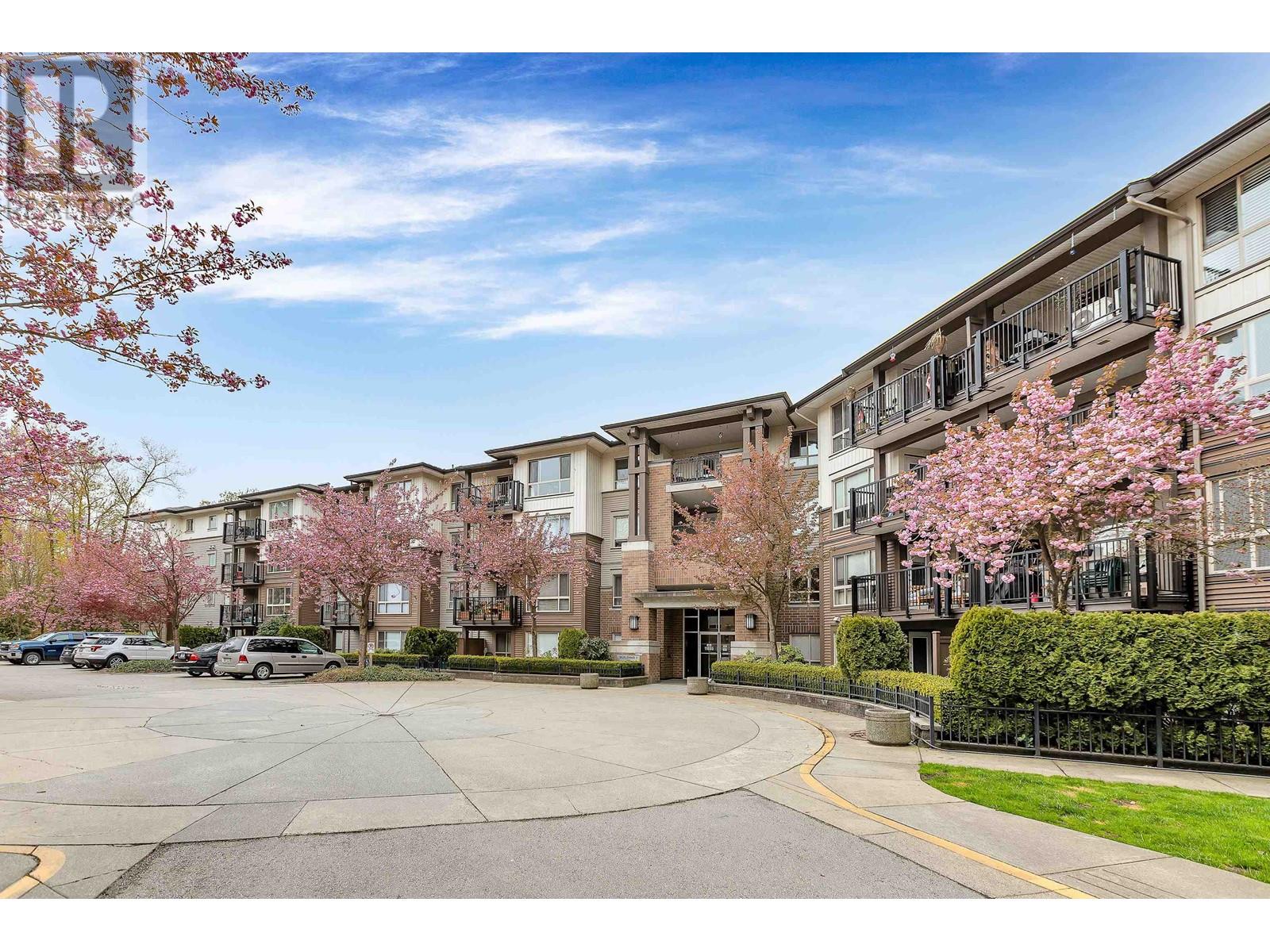 203 11665 Haney Bypass, Maple Ridge, British Columbia  V2X 8W9 - Photo 4 - R2959609