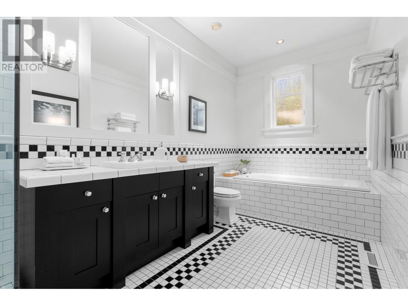4528 Caulfeild Lane, West Vancouver, British Columbia  V7W 3J6 - Photo 30 - R2959587