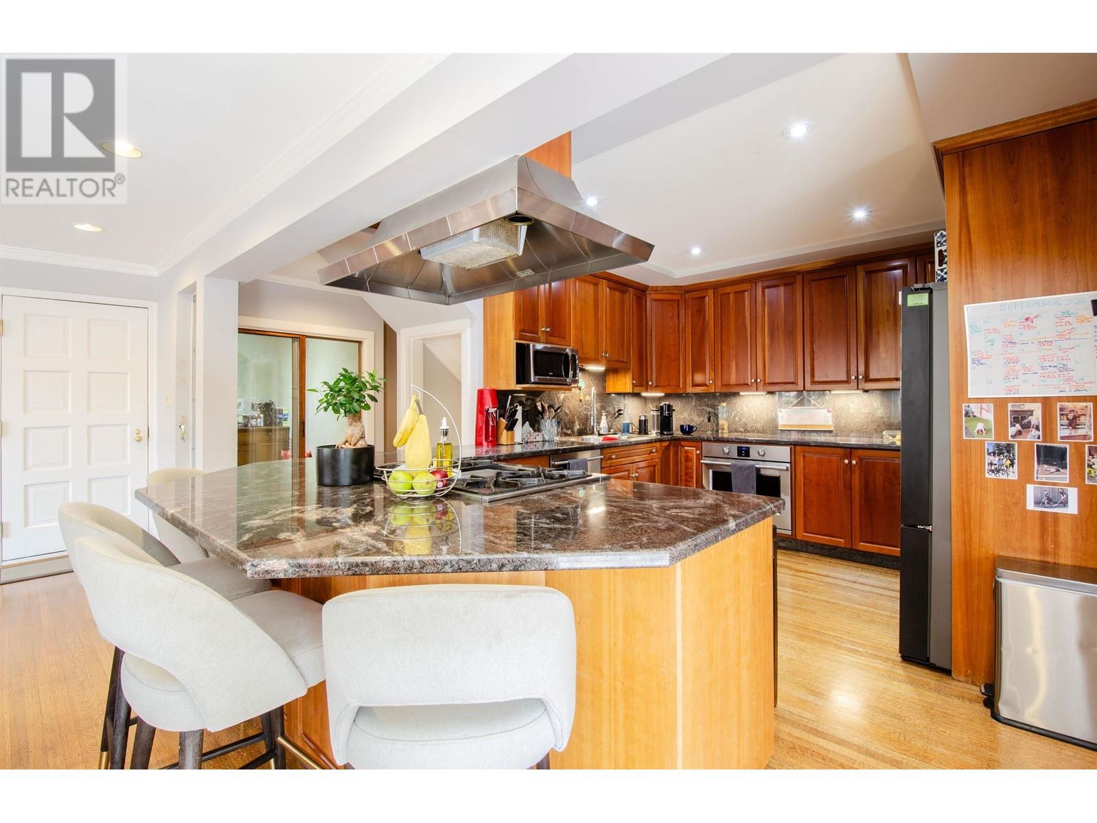 Listing Picture 15 of 40 : 4429 ANGUS DRIVE, Vancouver / 溫哥華 - 魯藝地產 Yvonne Lu Group - MLS Medallion Club Member