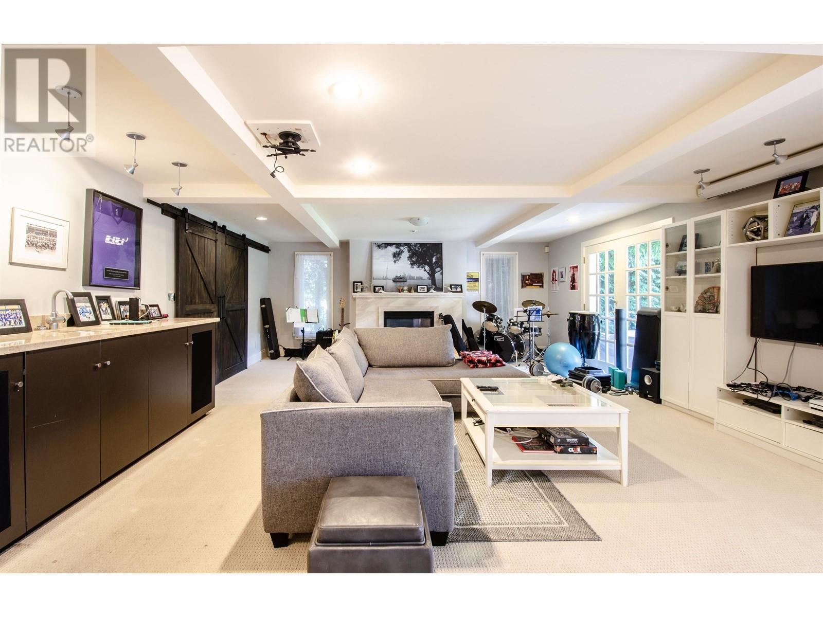 Listing Picture 31 of 40 : 4429 ANGUS DRIVE, Vancouver / 溫哥華 - 魯藝地產 Yvonne Lu Group - MLS Medallion Club Member