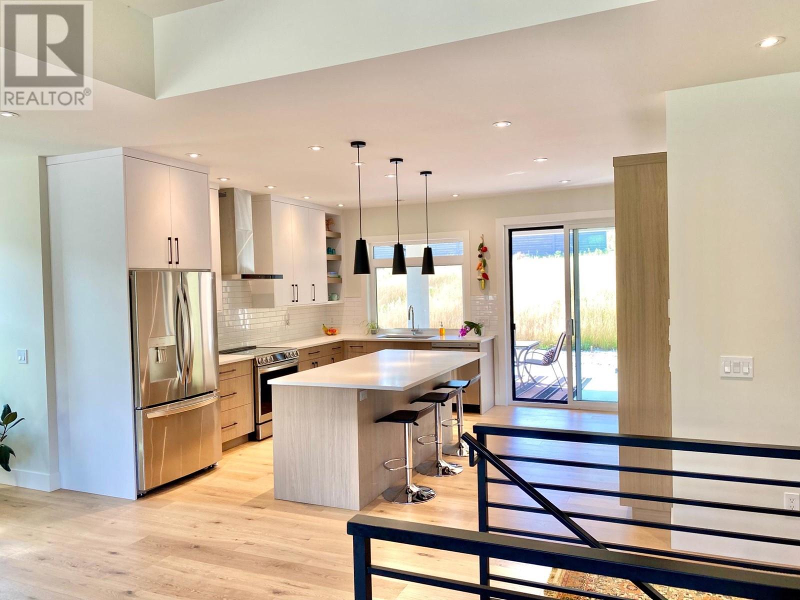 8761 Riverside Drive, Grand Forks, British Columbia  V0H 1H0 - Photo 9 - 2479561
