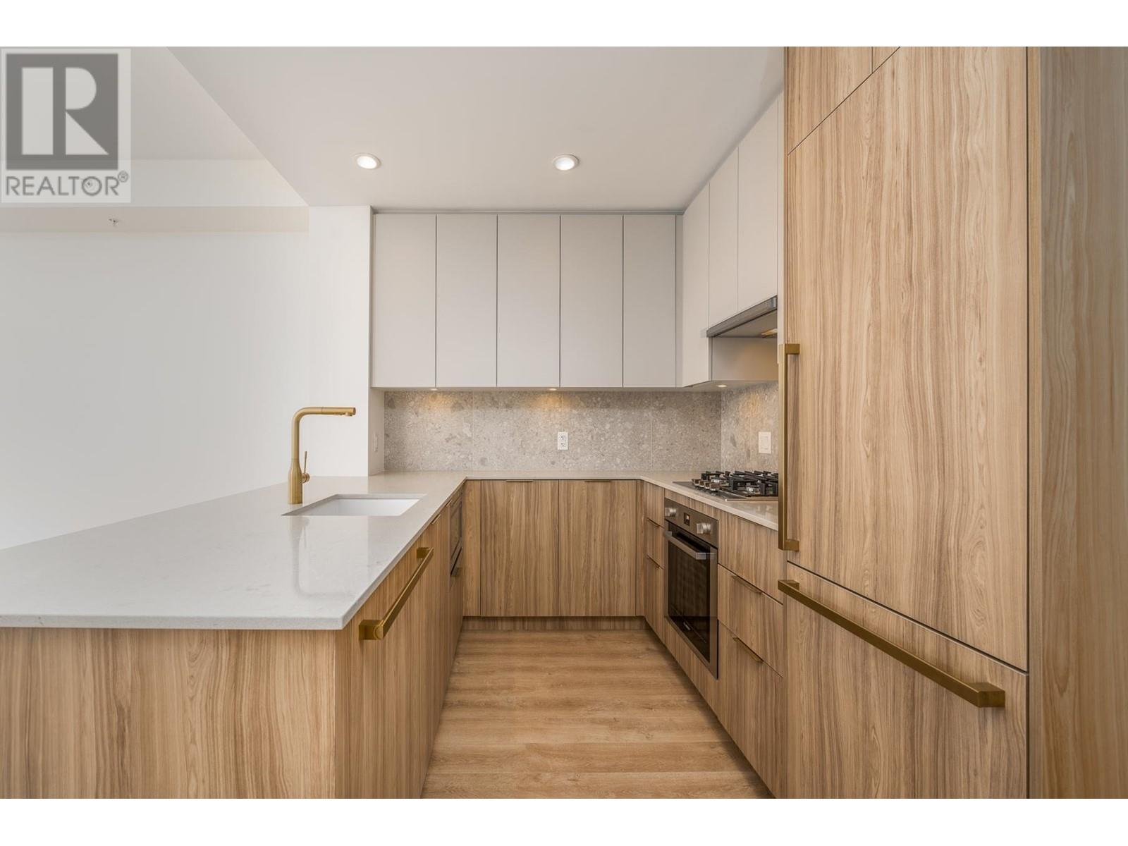 Property at 402 2325 EMERY COURT image 2