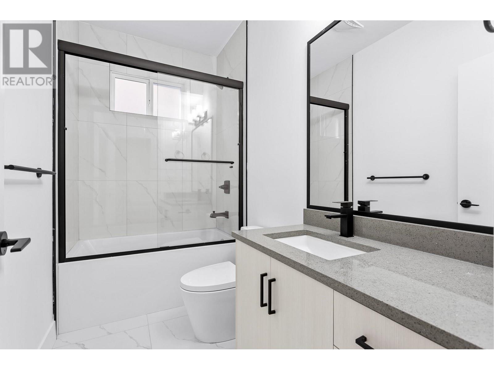 2472 Glenwood Avenue, Port Coquitlam, British Columbia  V3B 1Y8 - Photo 36 - R2959464