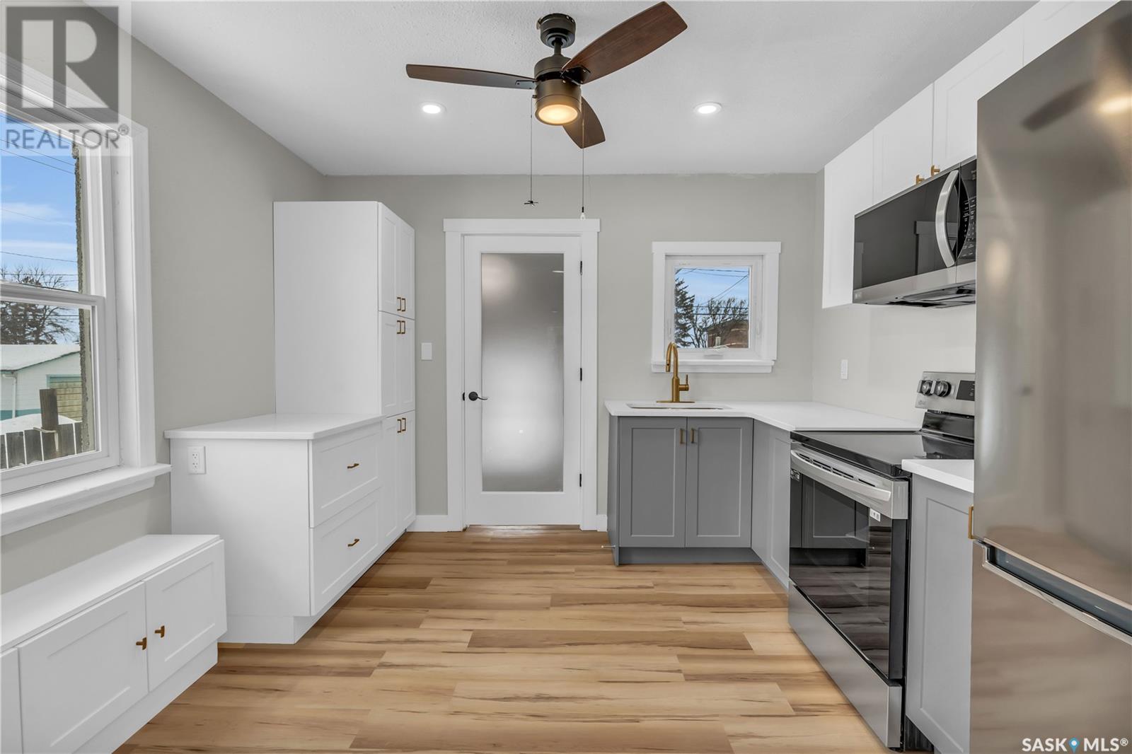 Property at 2301 Reynolds STREET image 1
