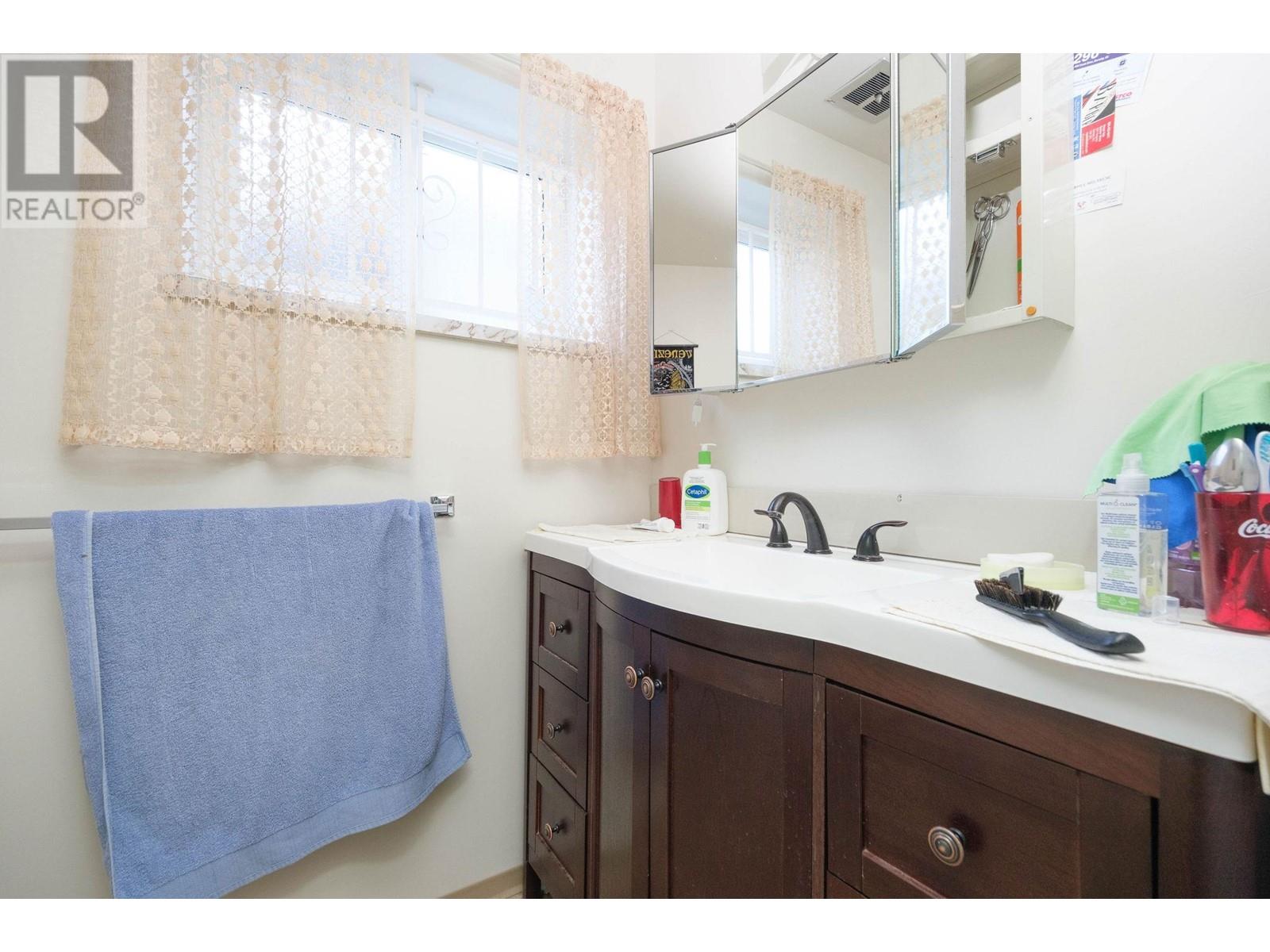 7031 Bryant Court, Burnaby, British Columbia  V5E 1T1 - Photo 24 - R2959623