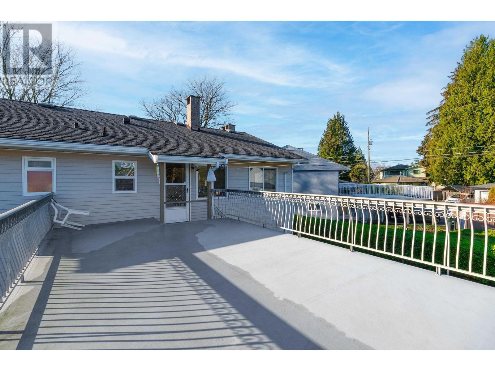 7031 Bryant Court, Burnaby, British Columbia  V5E 1T1 - Photo 14 - R2959623