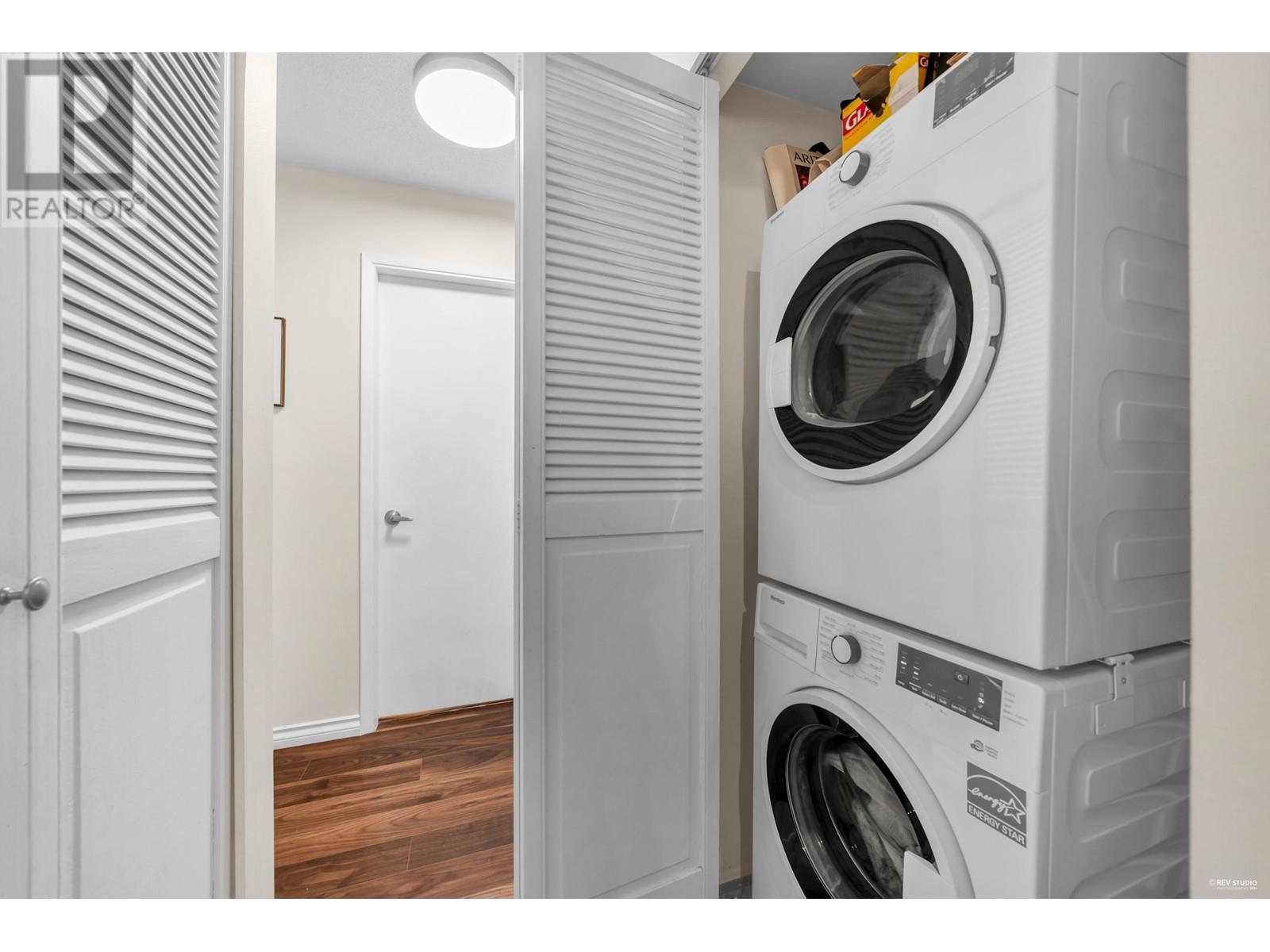 Listing Picture 19 of 24 : 204 2275 W 40TH AVENUE, Vancouver / 溫哥華 - 魯藝地產 Yvonne Lu Group - MLS Medallion Club Member