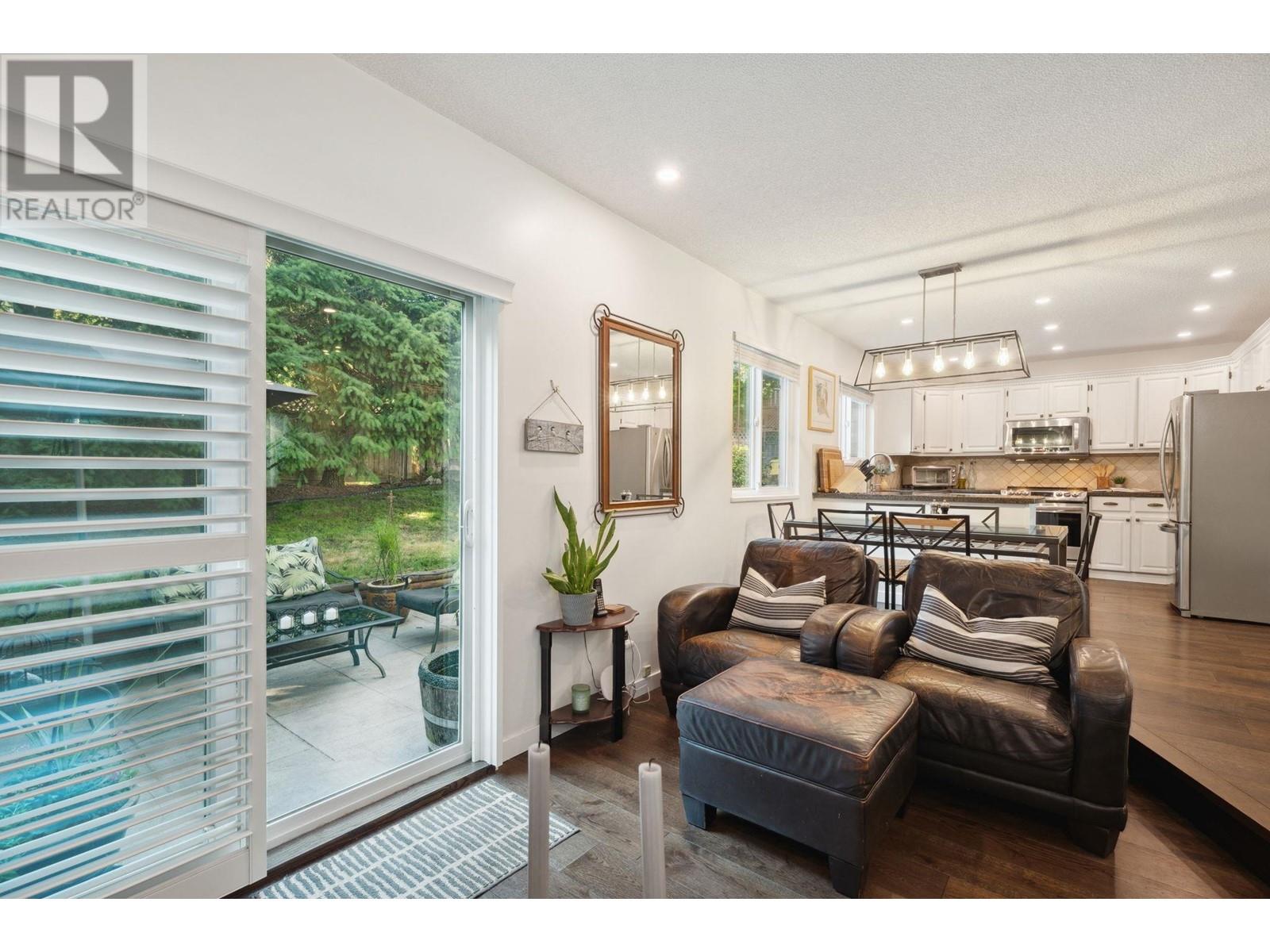 1613 Hemlock Place, Port Moody, British Columbia  V3H 4A7 - Photo 13 - R2958061