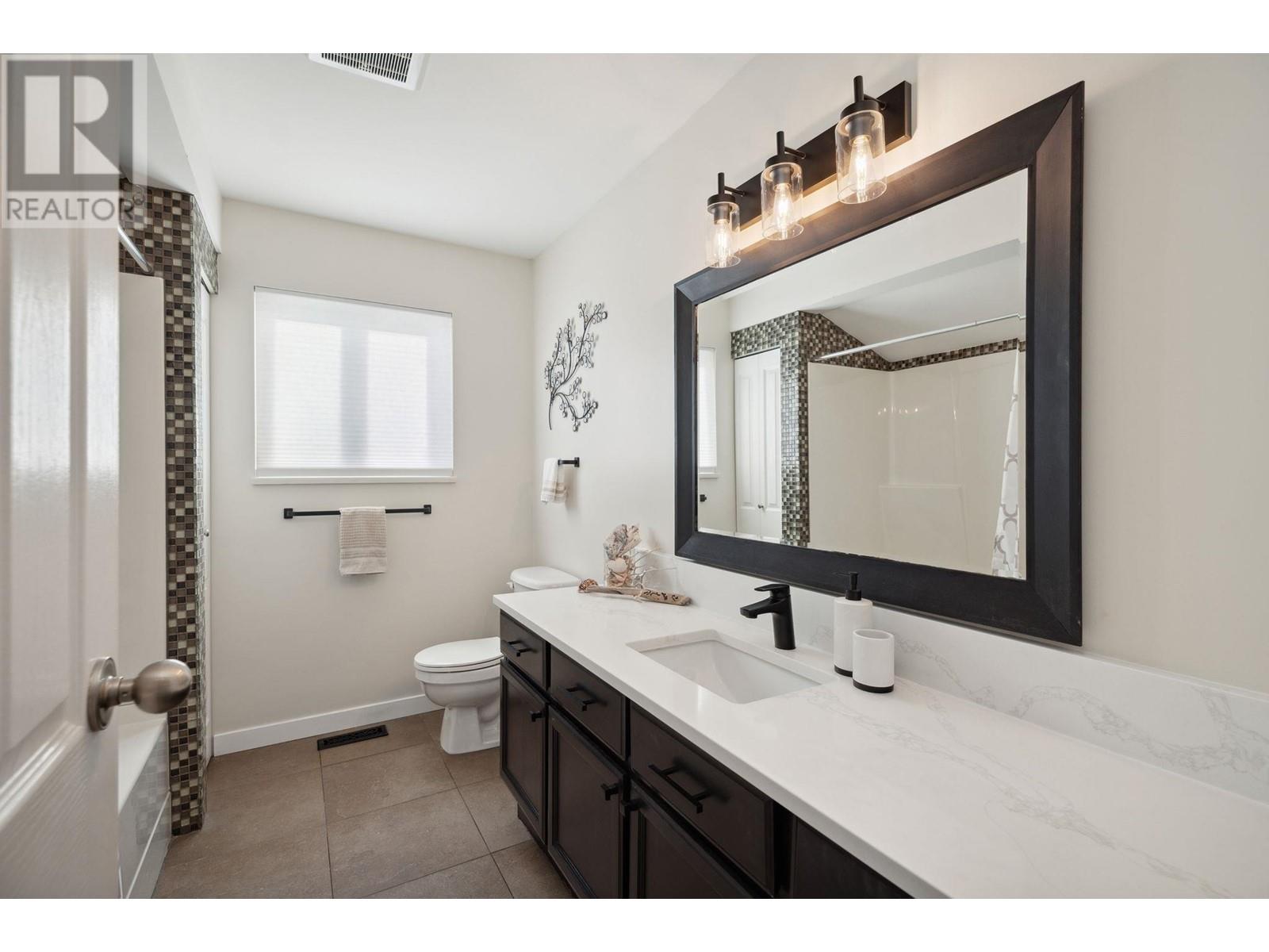 1613 Hemlock Place, Port Moody, British Columbia  V3H 4A7 - Photo 30 - R2958061