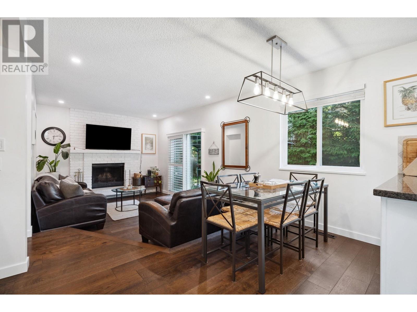 1613 Hemlock Place, Port Moody, British Columbia  V3H 4A7 - Photo 11 - R2958061