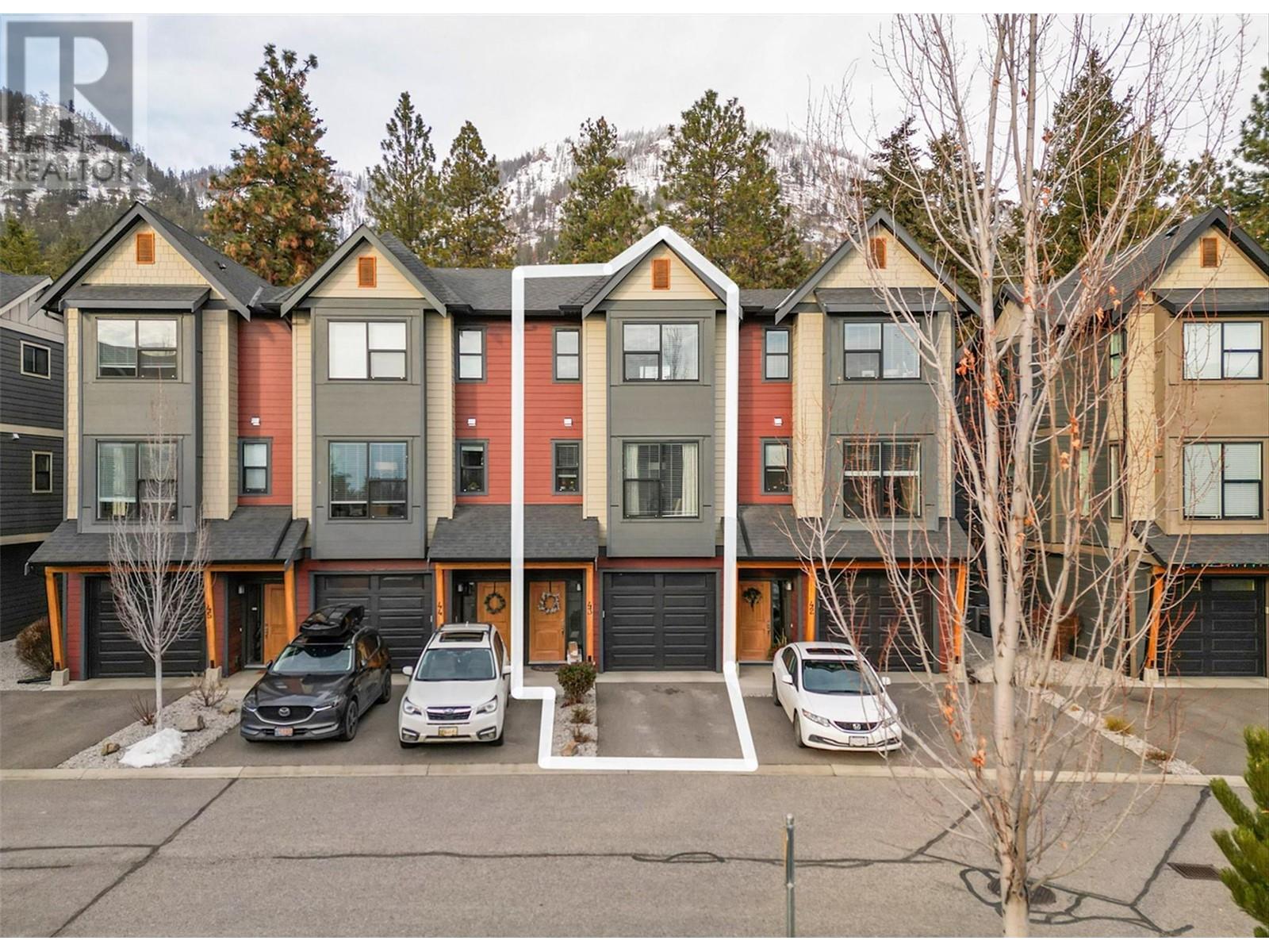 Property at 2490 Tuscany Drive Unit# 43 image 3