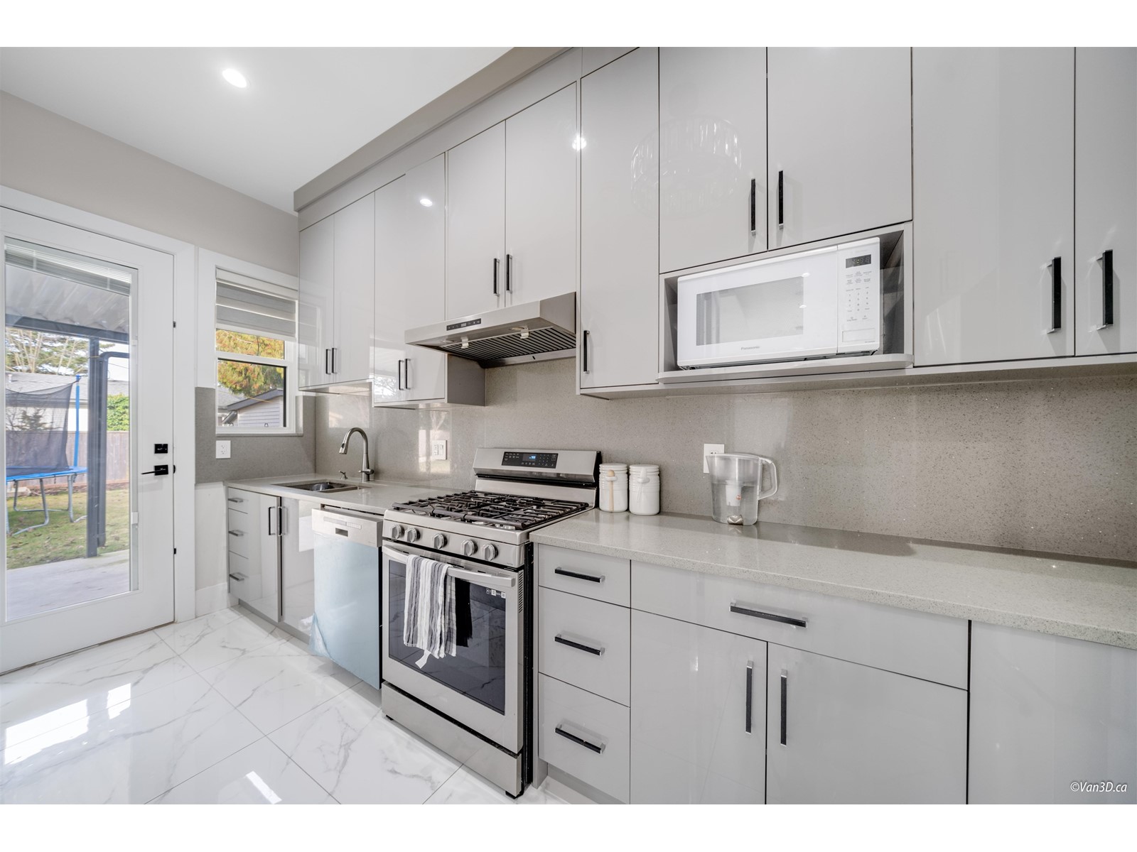 26971 28b Avenue, Langley, British Columbia  V4W 3A5 - Photo 15 - R2959639