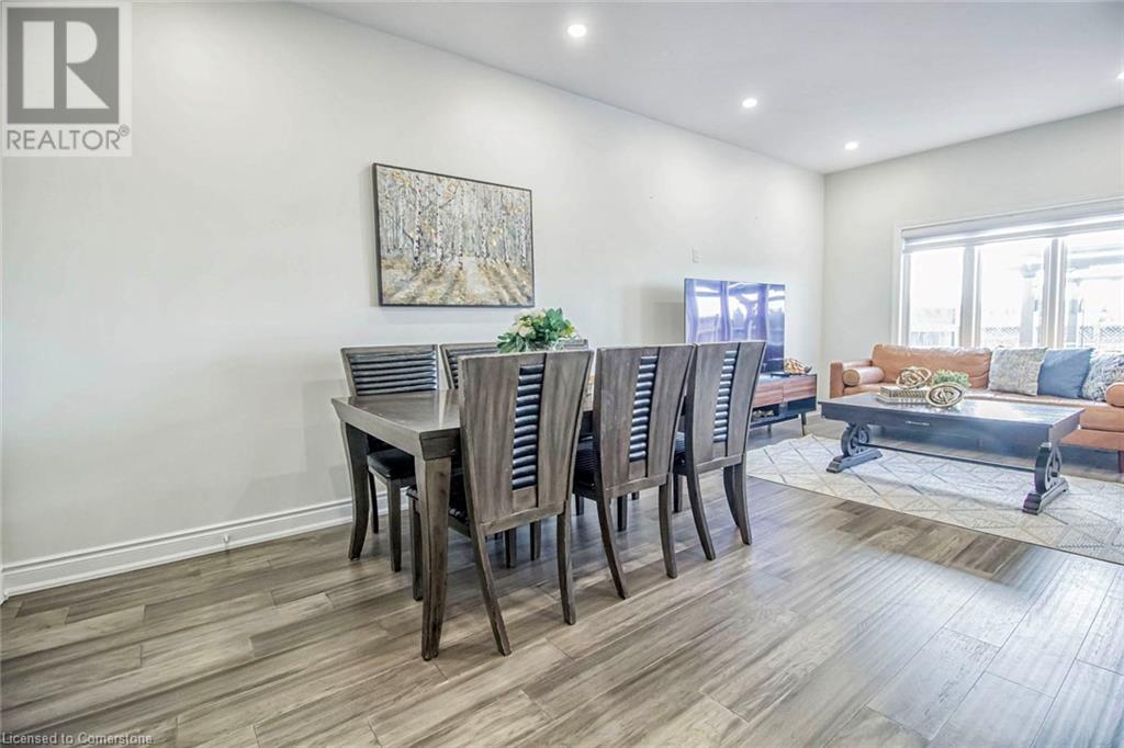 Property at 370 STONEHENGE Drive Unit# 9 image 4